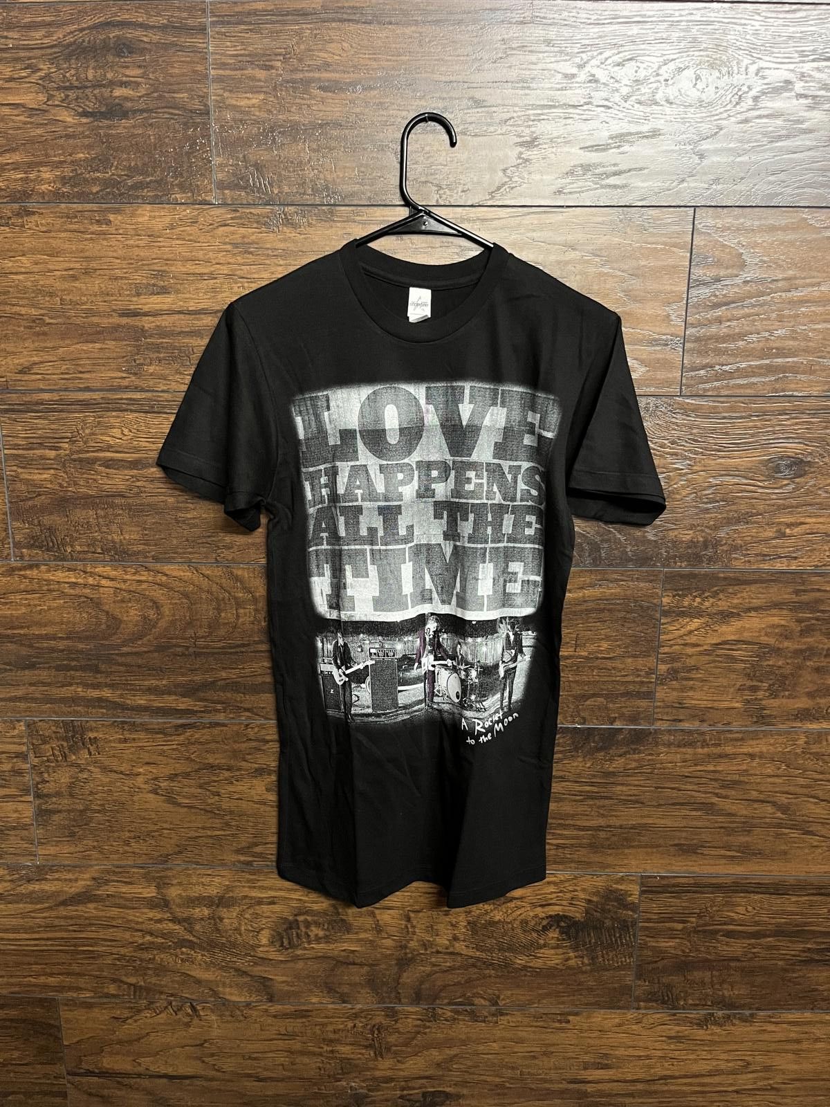 Designer A Rocket to the Moon T-shirt Love Happens all the time Size US S / EU 44-46 / 1 - 1 Thumbnail