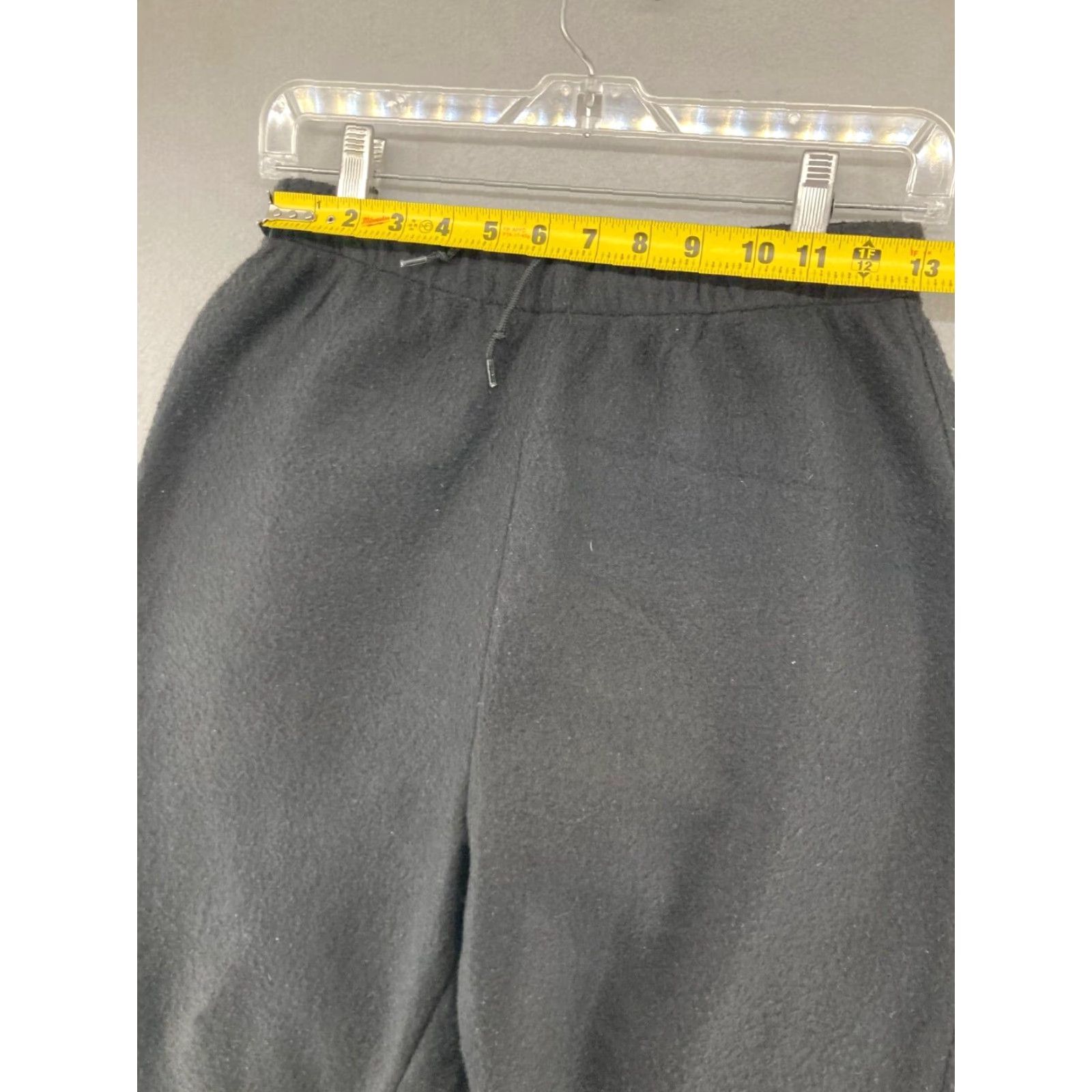 Vintage VINTAGE Columbia Pants M Womens Black Fleece Jogger Pockets Elastic Zip Pocket Outdoor 90s Hiking Mens Women Girls Size 32" / US 10 / IT 46 - 2 Thumbnail