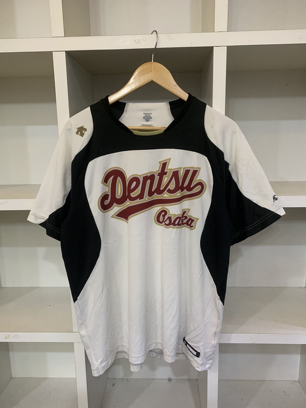 Descente Vintage Dentsu Osaka Jersey Size US L / EU 52-54 / 3 - 1 Thumbnail