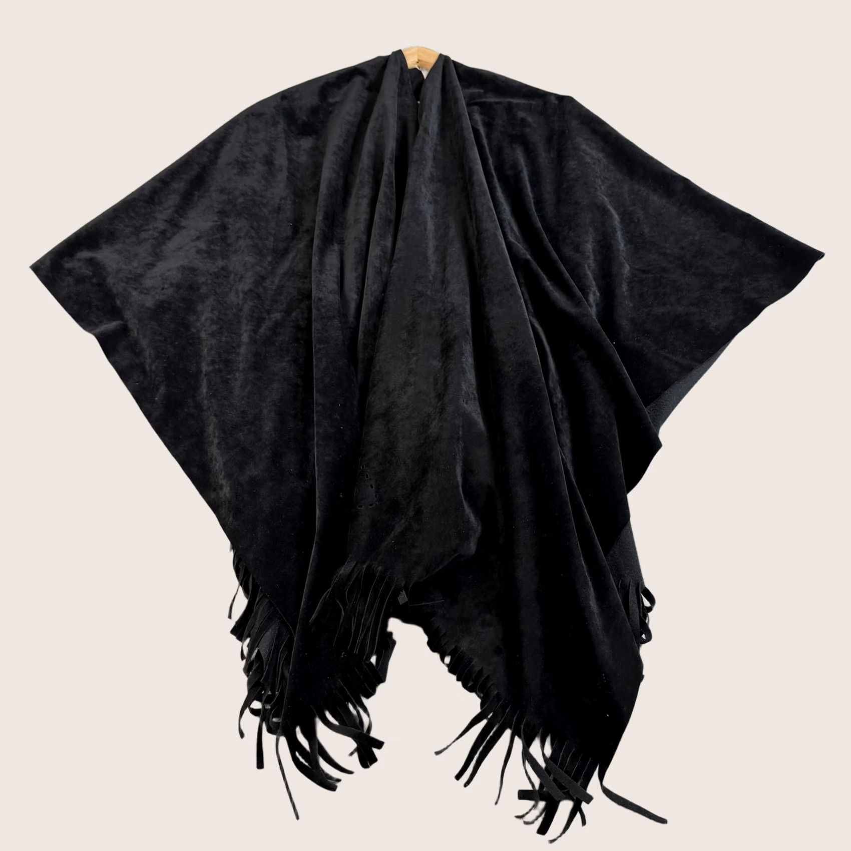 Nordstrom VINTAGE Nordstrom Poncho Women One Size Black Fringe Cape Italy Boho Lagenlook Size ONE SIZE - 1 Thumbnail