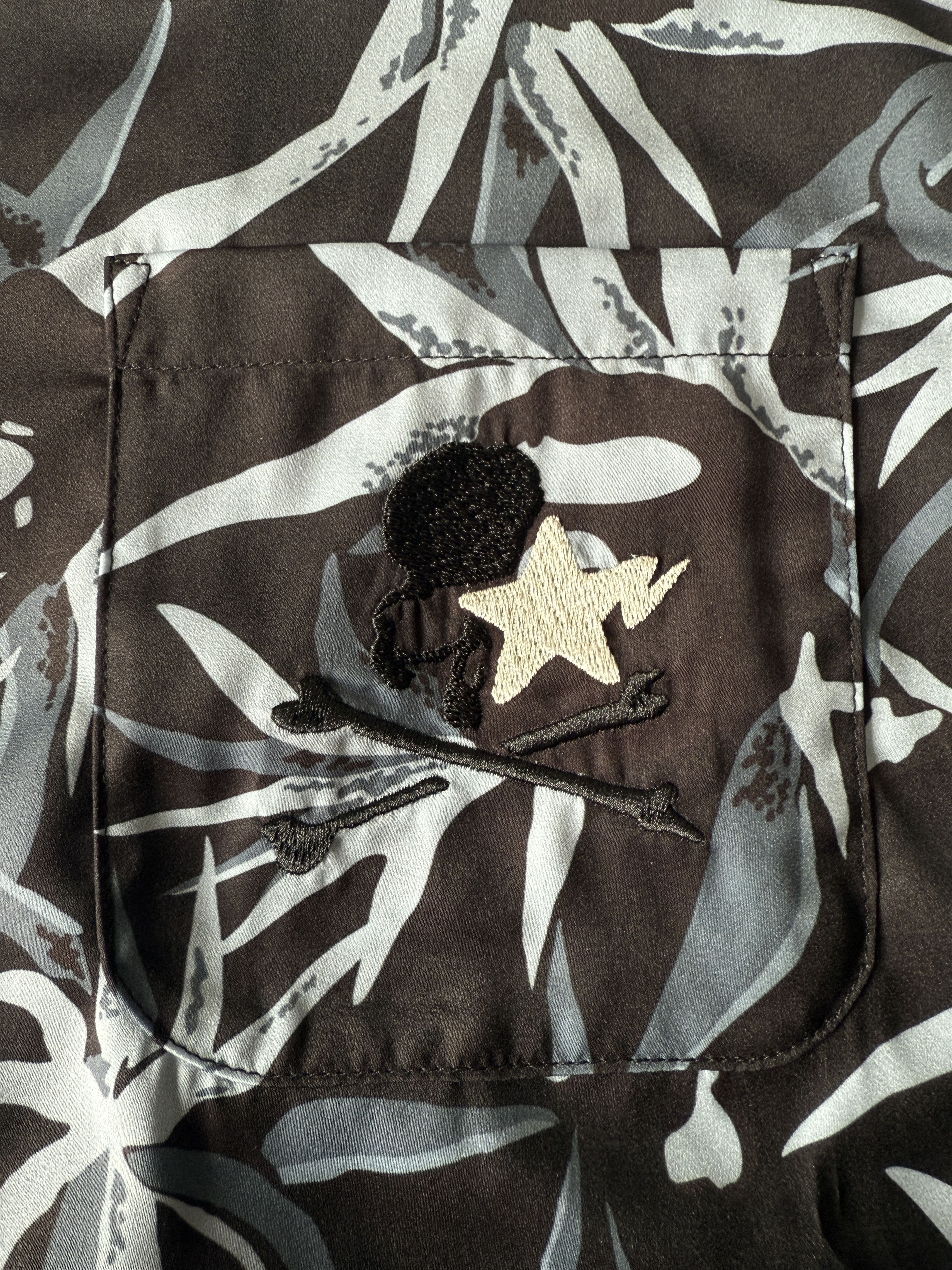 Bape BAPE X MMJ TROPICAL SKULL CAMO OPEN COLLAR SS SHIRTS 16TH Size US L / EU 52-54 / 3 - 7 Thumbnail