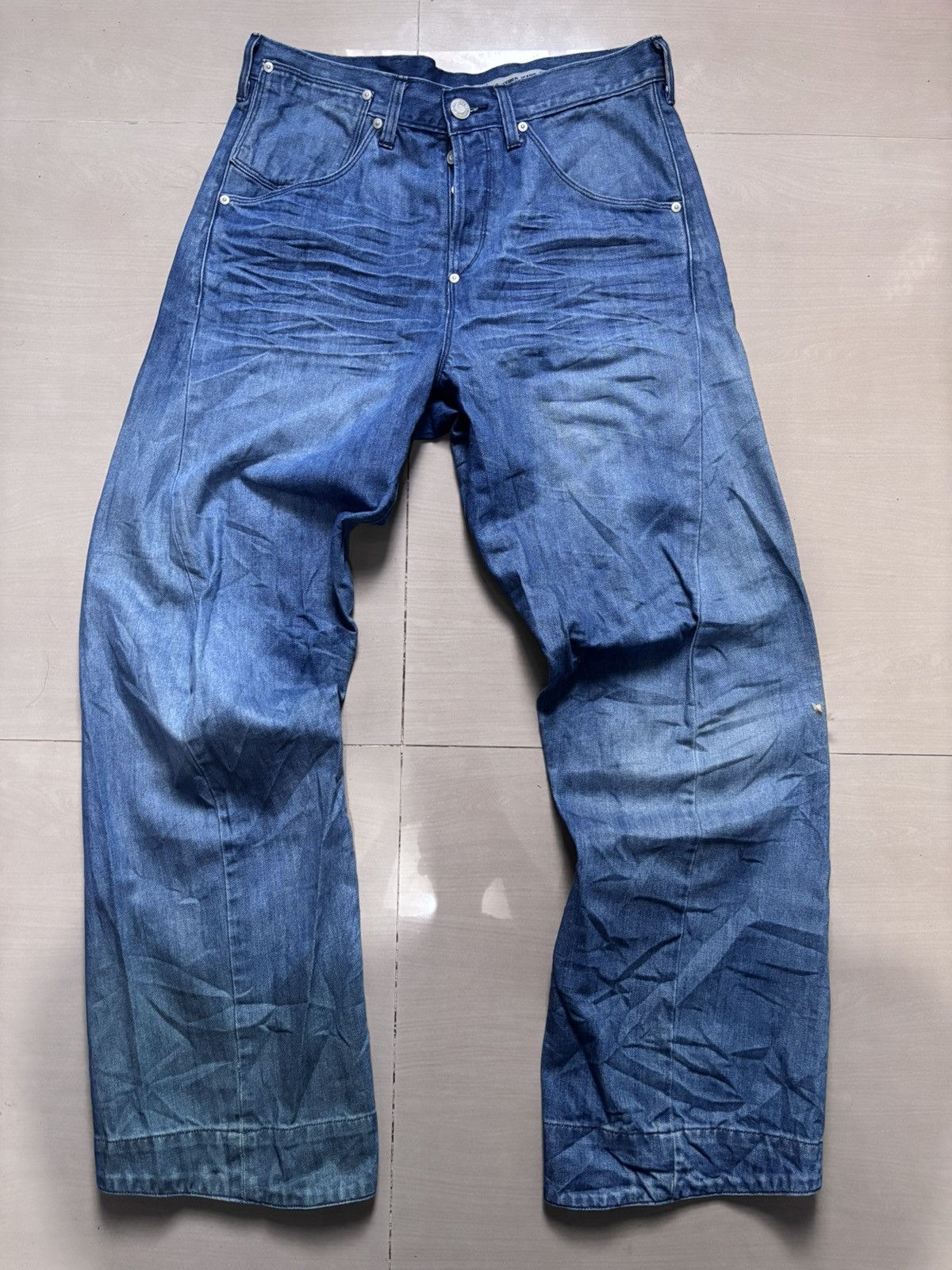 Levi's Vintage Levi’s 10th Anniversary Engineered Twisted Size US 32 / EU 48 - 1 Thumbnail