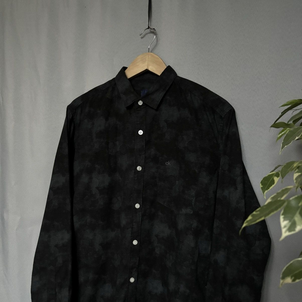 Calvin Klein Calvin Klein shirt xl monogram Size US XL / EU 56 / 4 - 2 Thumbnail