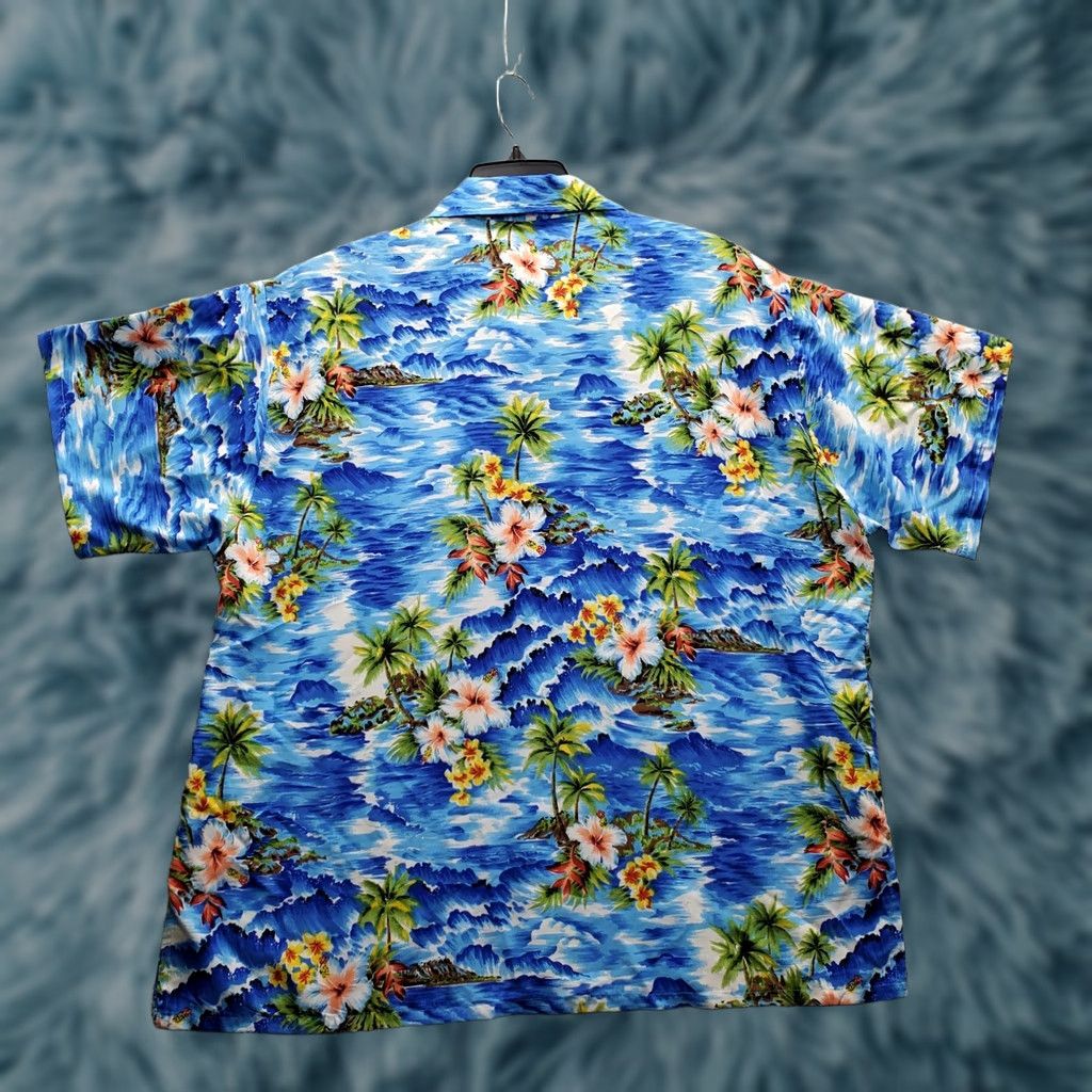 Vintage Magics Hawaiian Shirt Mens XL Multi Tropical Print Short Sleeve Button-Up EUC Size US XL / EU 56 / 4 - 1 Thumbnail