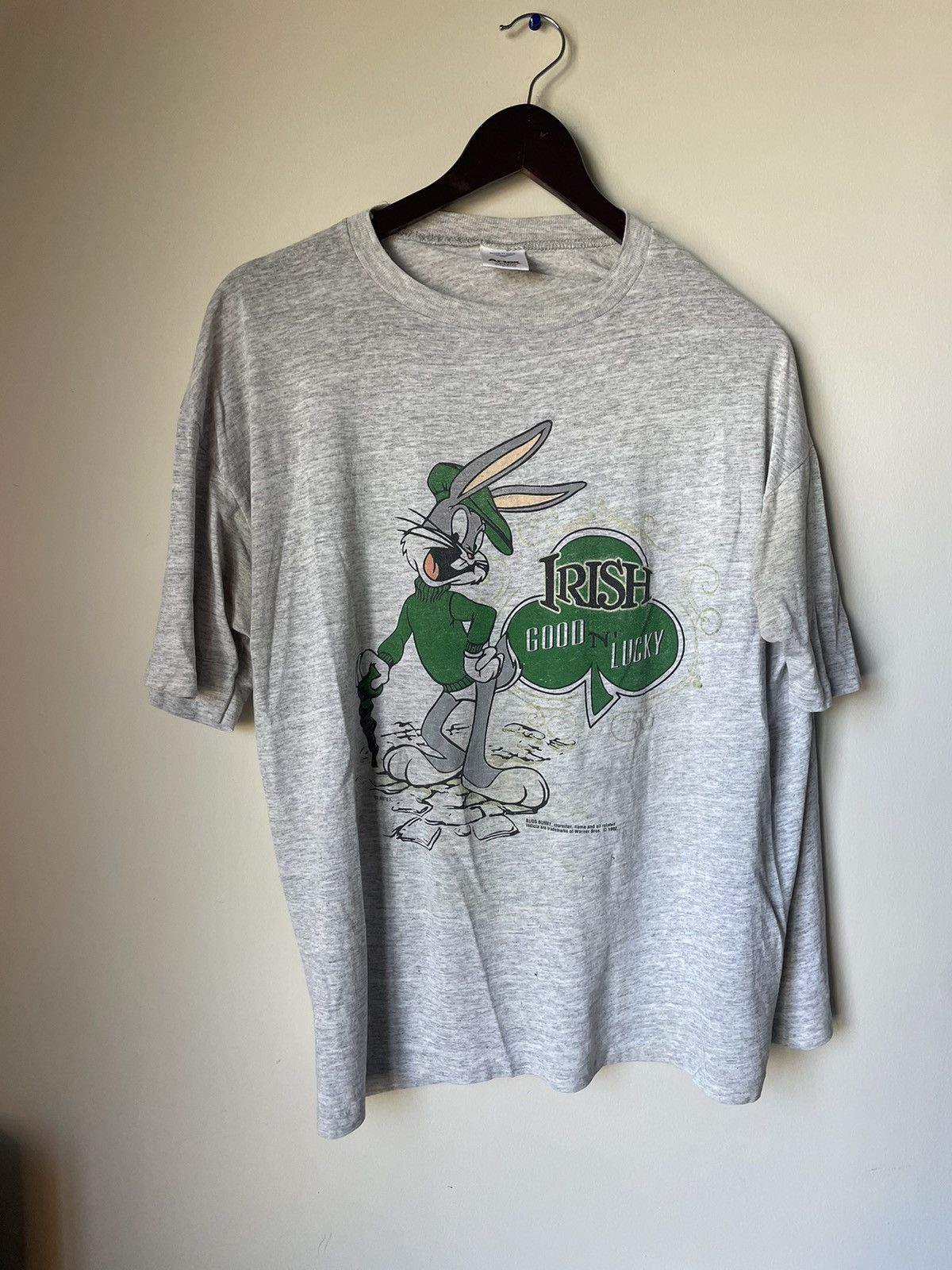 Vintage Vintage 1992 bugs bunny Irish tee Size US L / EU 52-54 / 3 - 1 Thumbnail