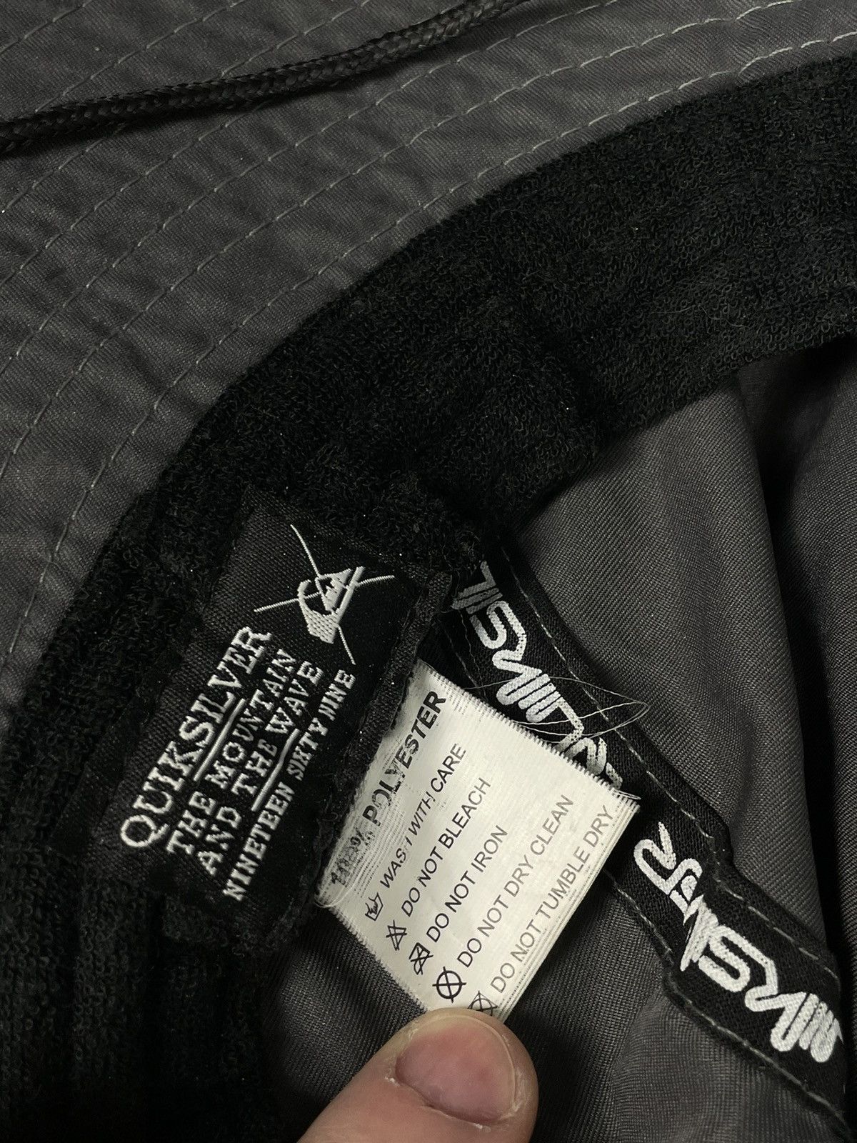 Japanese Brand × Quiksilver × Vintage Vintage Y2K Quiksilver Nylon Bucket hat streetwar big logo Size ONE SIZE - 8 Thumbnail