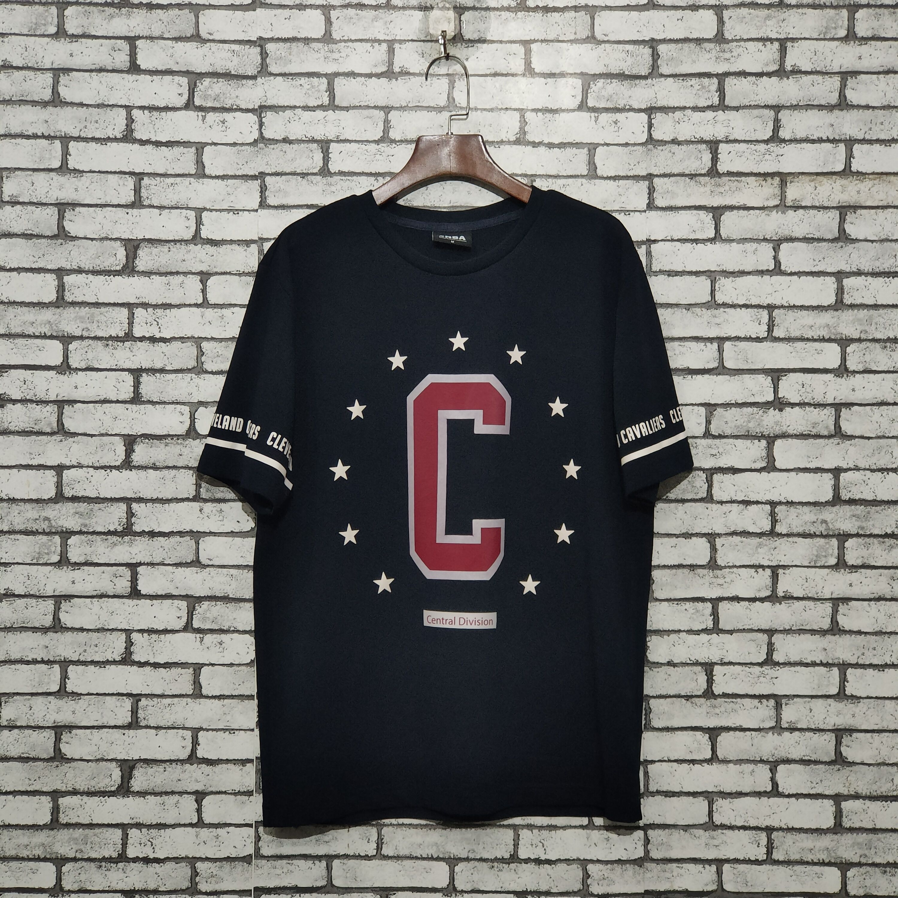 NBA 🔥NBA Cleveland Cavaliers 1970 Size US M / EU 48-50 / 2 - 1 Thumbnail