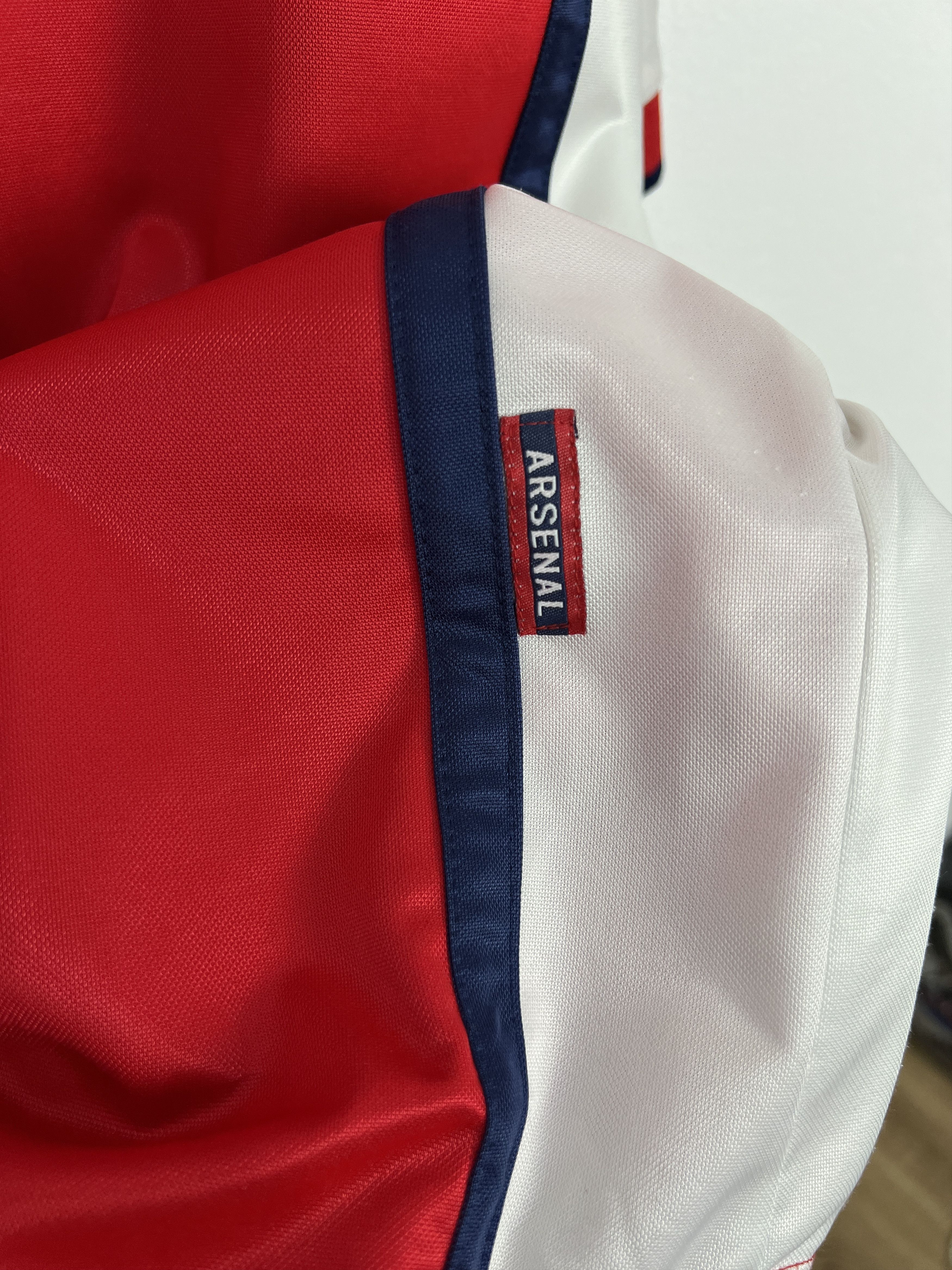 Nike Arsenal Home football shirt 1998 Soccer Nike Jersey Mens Size US XL / EU 56 / 4 - 15 Thumbnail