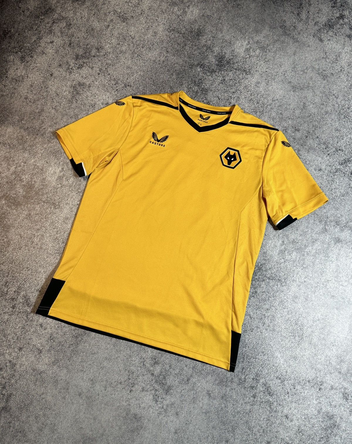 Castore Castore Wolverhampton Wanderers Soccer Jersey Streetwear L Size US M / EU 48-50 / 2 - 1 Thumbnail