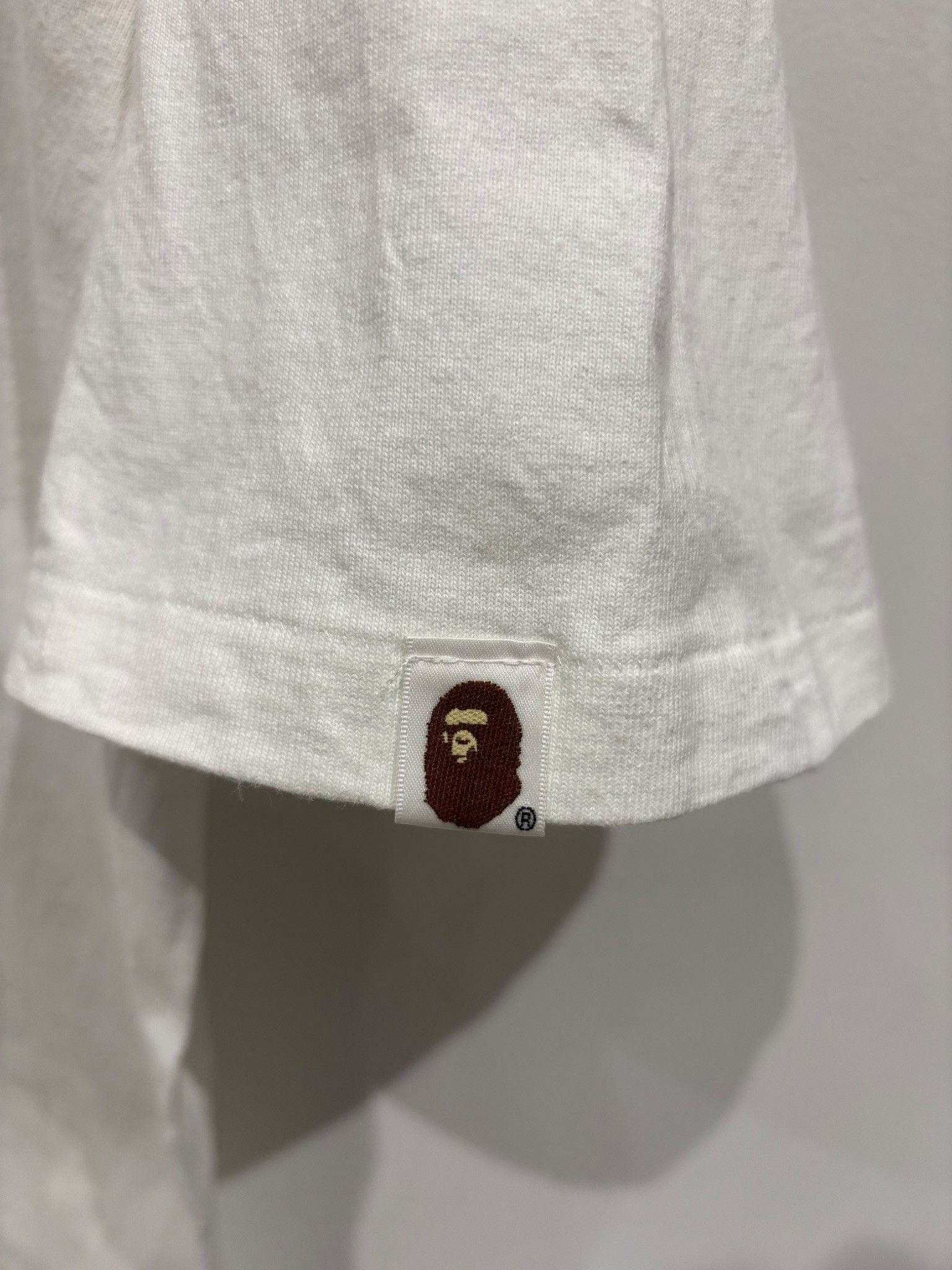 Bape BAPE ABC Camo Shark Tee White/Pink Size US XXL / EU 58 / 5 - 3 Thumbnail