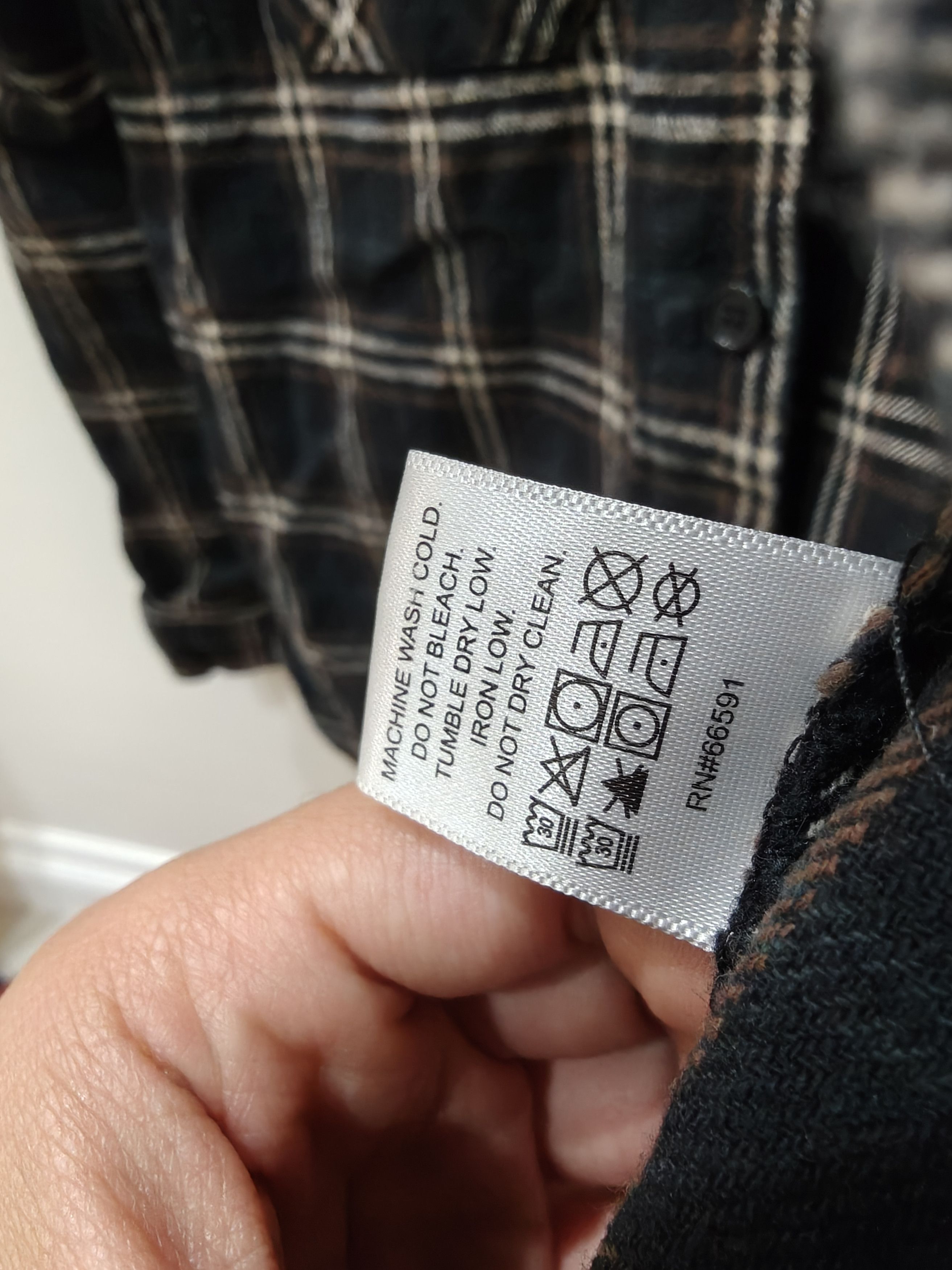 Fashion Nova Fashion Nova Flannel Size US M / EU 48-50 / 2 - 5 Thumbnail