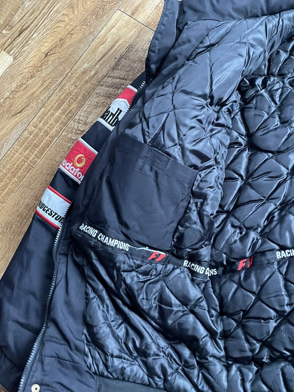 Ferrari 🔥FERARRI PUFFER Racing, Vintage, Down jacket, Marlboro. Size US XXL / EU 58 / 5 - 11 Thumbnail