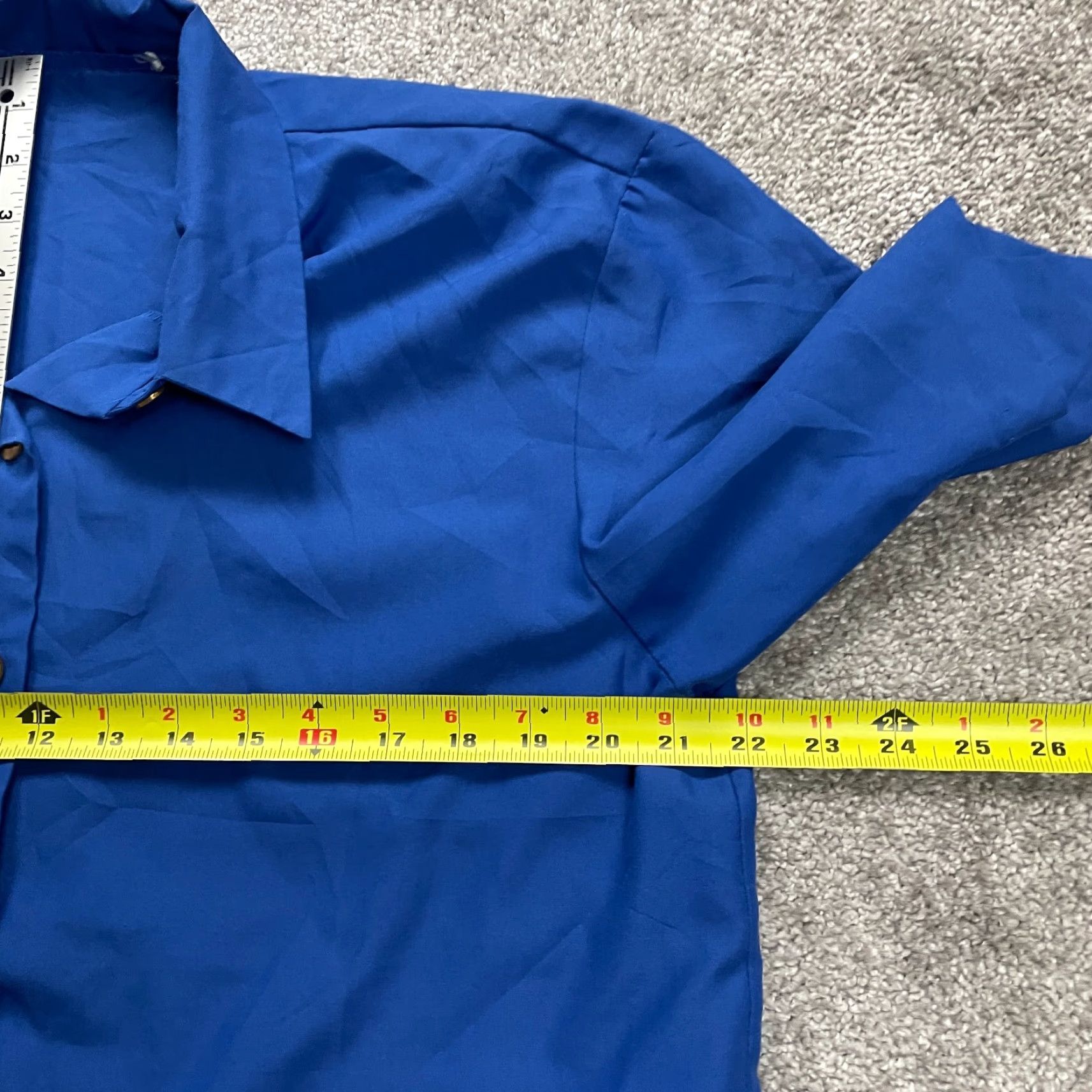 Vintage Unbranded Button Down shirt Womens Large Royal Blue Short Sleeve Business Casual Size L / US 10 / IT 46 - 5 Thumbnail
