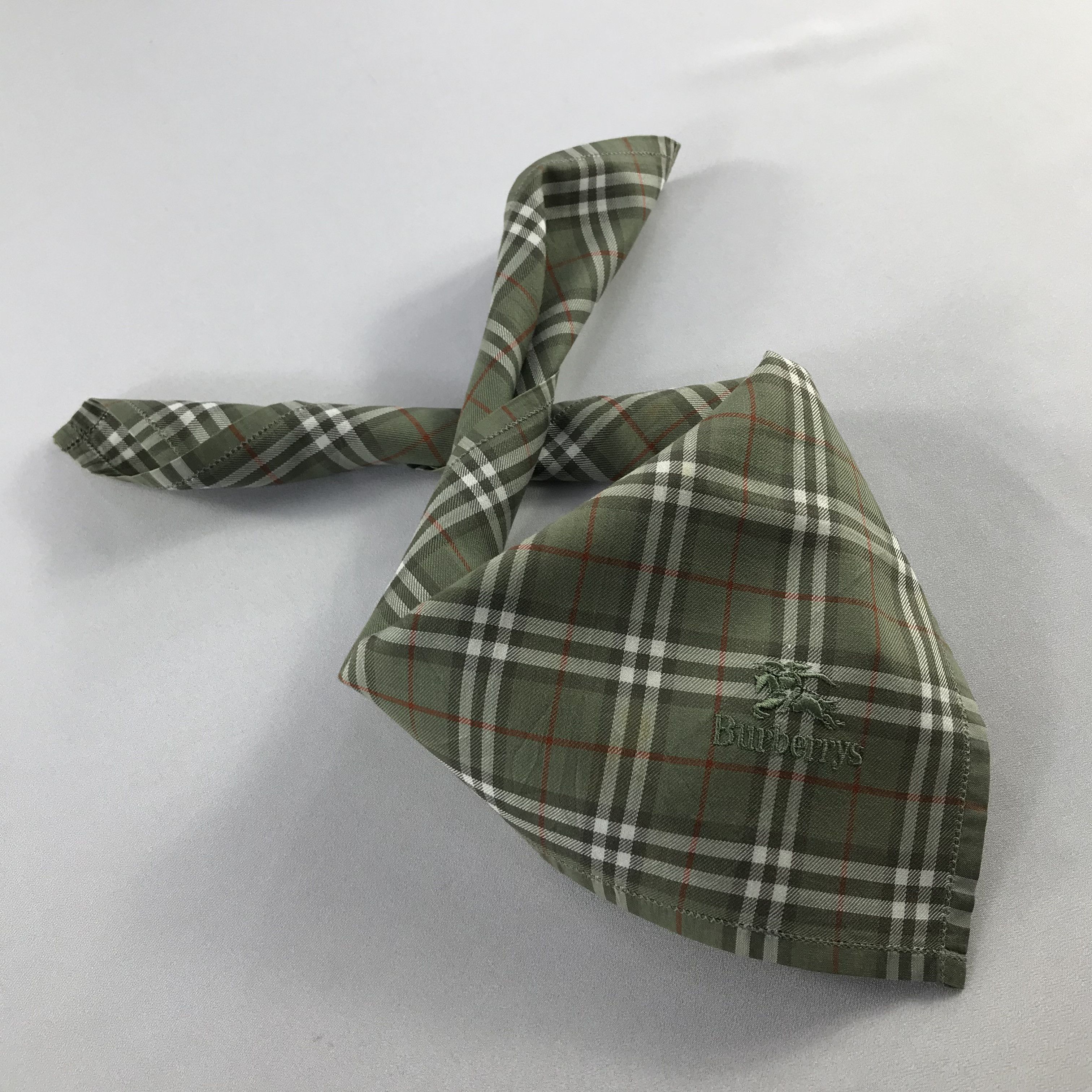 Burberry Burberry Handkerchief / Bandana / Neckerchief C535 Size ONE SIZE - 2 Thumbnail