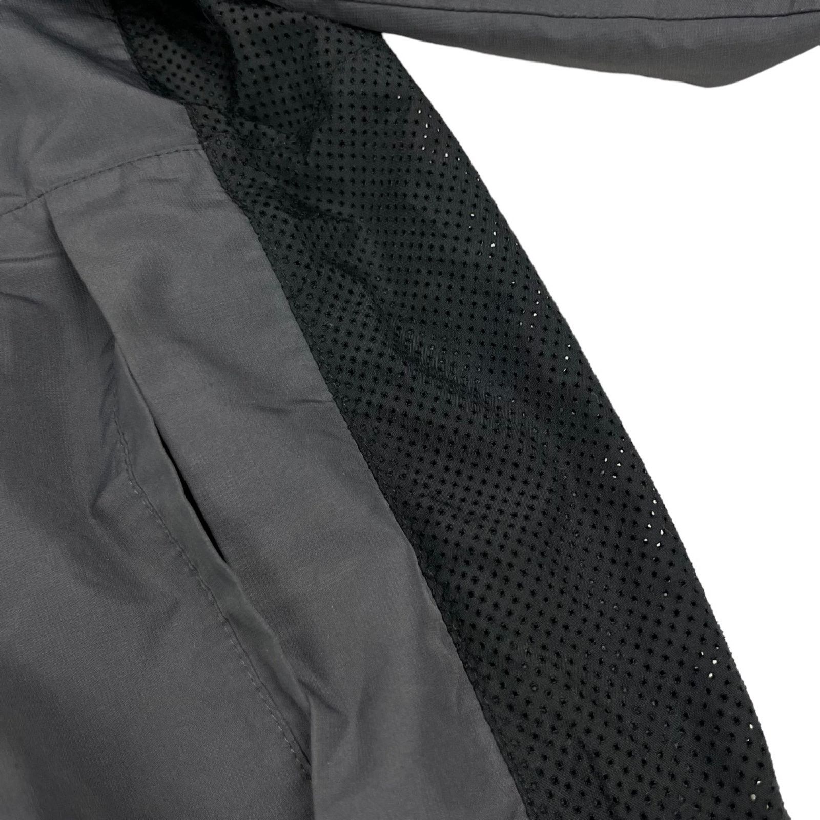 Nike Vintage Nike Jumpsuit Windbreaker Jacket Size M Grey Size US M / EU 48-50 / 2 - 9 Thumbnail