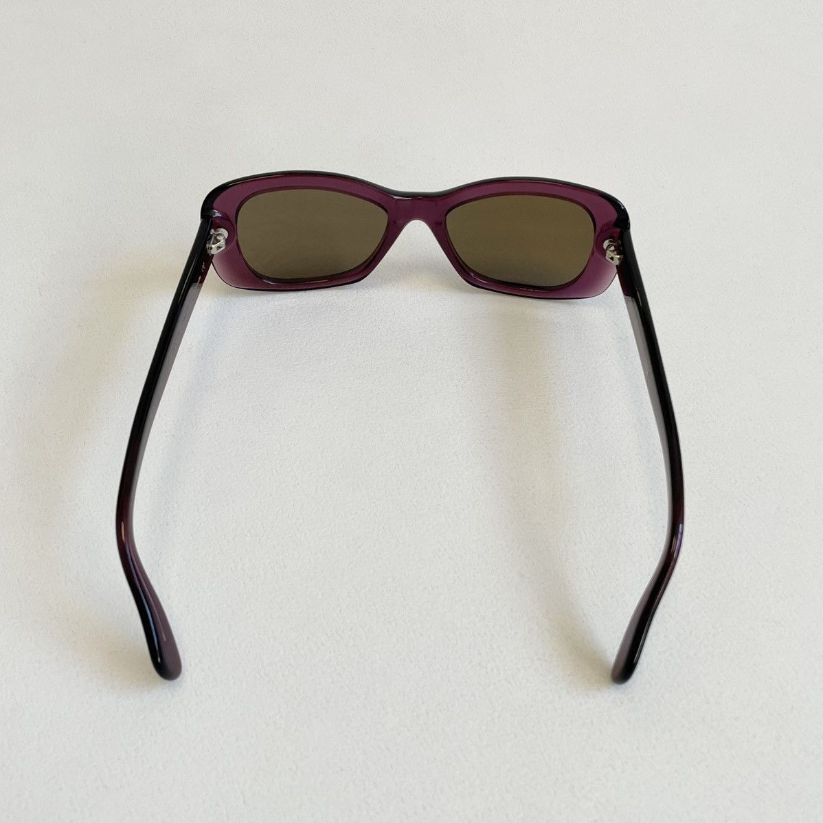 Cutler and Gross ‘Clear Purple’ 70s Rounded Edge Sunglasses Size ONE SIZE - 12 Thumbnail