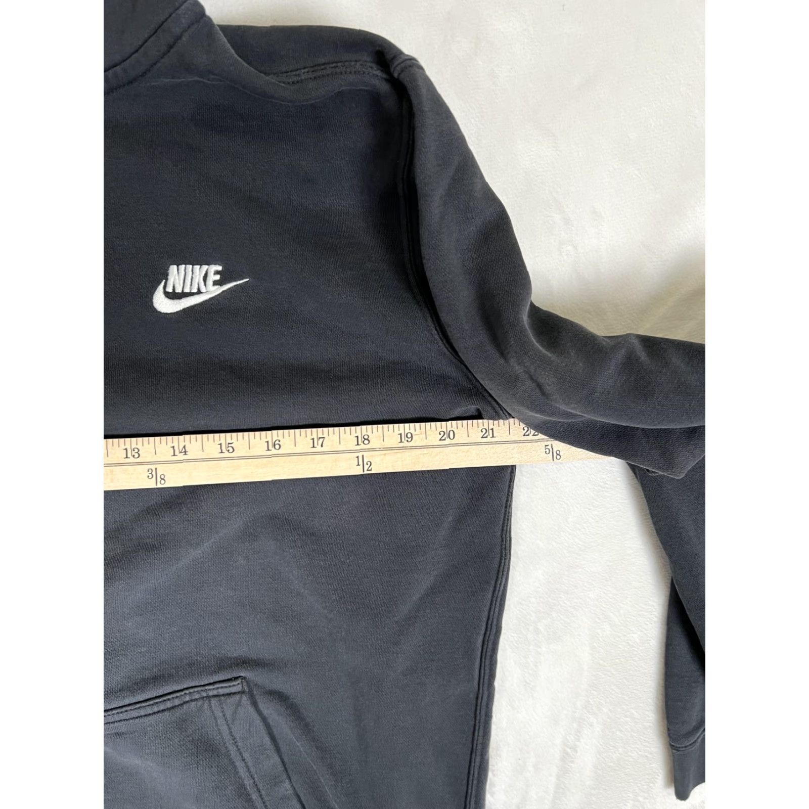 Nike VTG Nike Hoodie Black M Full Zip Fleece Logo Swoosh Sweatshirt Hooded Pockets Zipper All Seasons Women’s M (adjusted per rules) Size M / US 6-8 / IT 42-44 - 6 Thumbnail