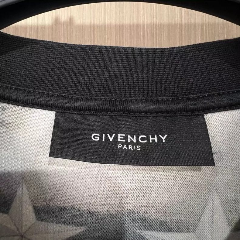 Givenchy Givenchy Givenchy Green Plane Print Short Sleeve TShirt -2 Size US S / EU 44-46 / 1 - 5 Thumbnail