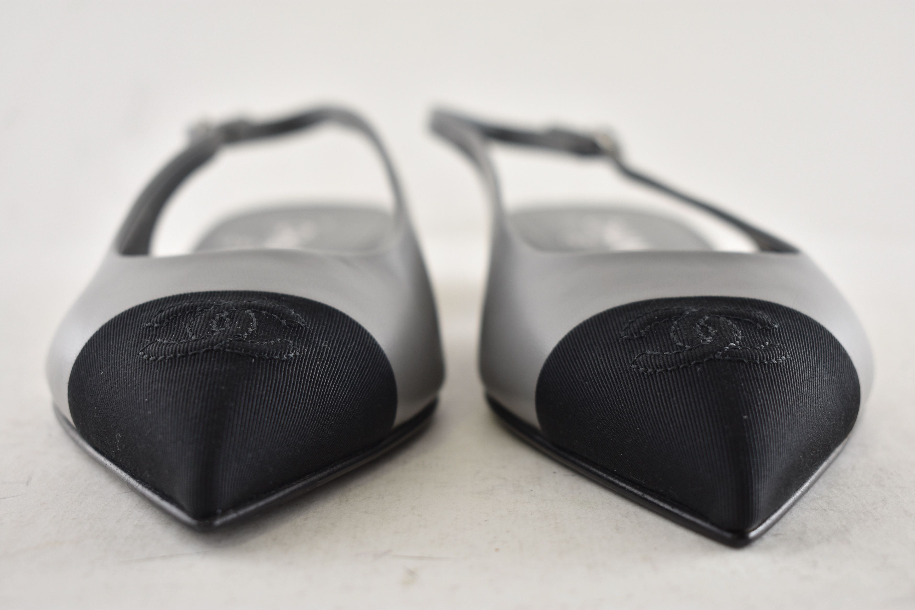 Chanel Chanel 24A Black CC Slingback Pointed Toe Ballet Flat 36c Size US 6 / IT 36 - 8 Thumbnail