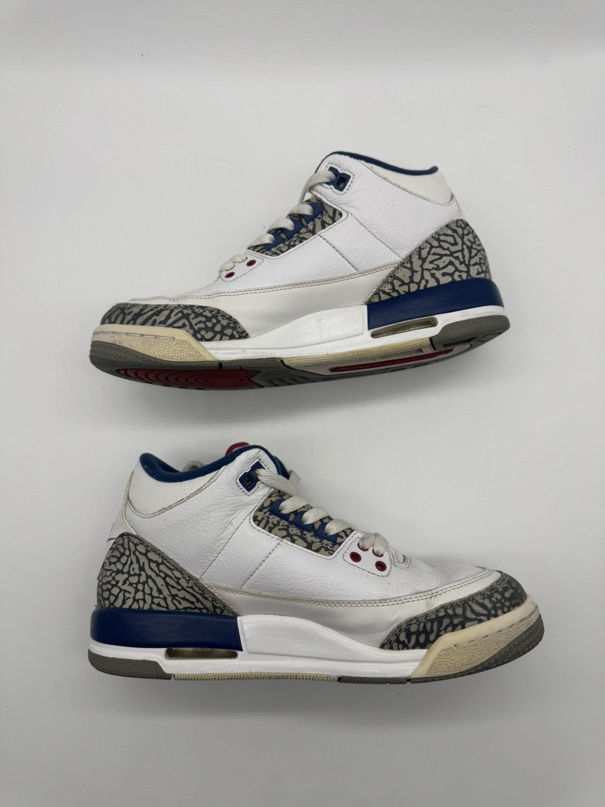 Nike Nike Air Jordan 3 Retro GS True Blue 2016 854261-106 Youth Size US 5.5 / EU 38 - 3 Thumbnail
