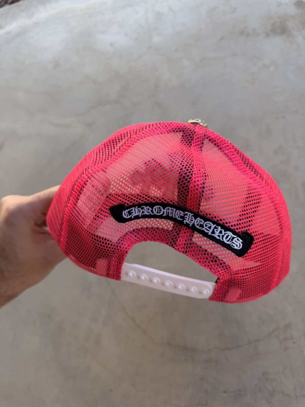 Chrome Hearts Chrome Hearts Pink Cemetery Cross Patch Trucker Hat New Size ONE SIZE - 6 Thumbnail