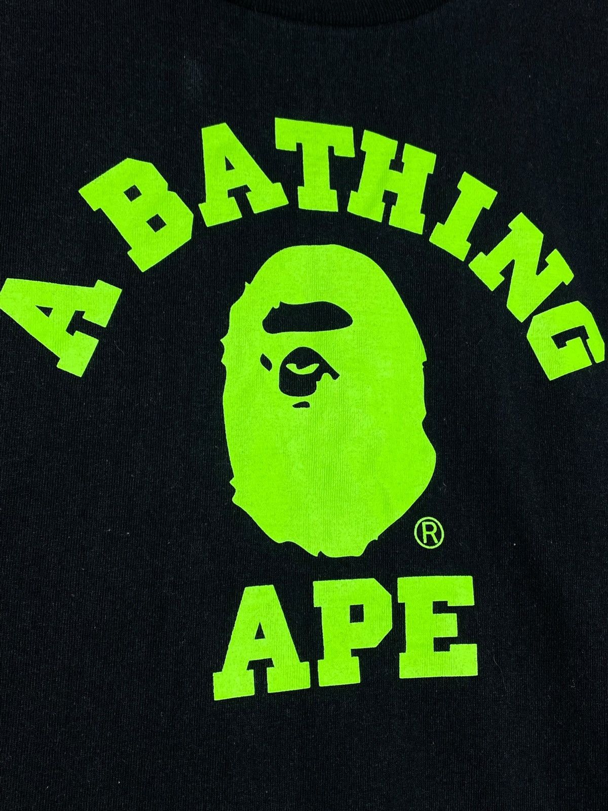 Bape 🔥 BAPE A BATHING APE NEON COLLEGE BLACK GREEN T-SHIRT Size US M / EU 48-50 / 2 - 4 Thumbnail