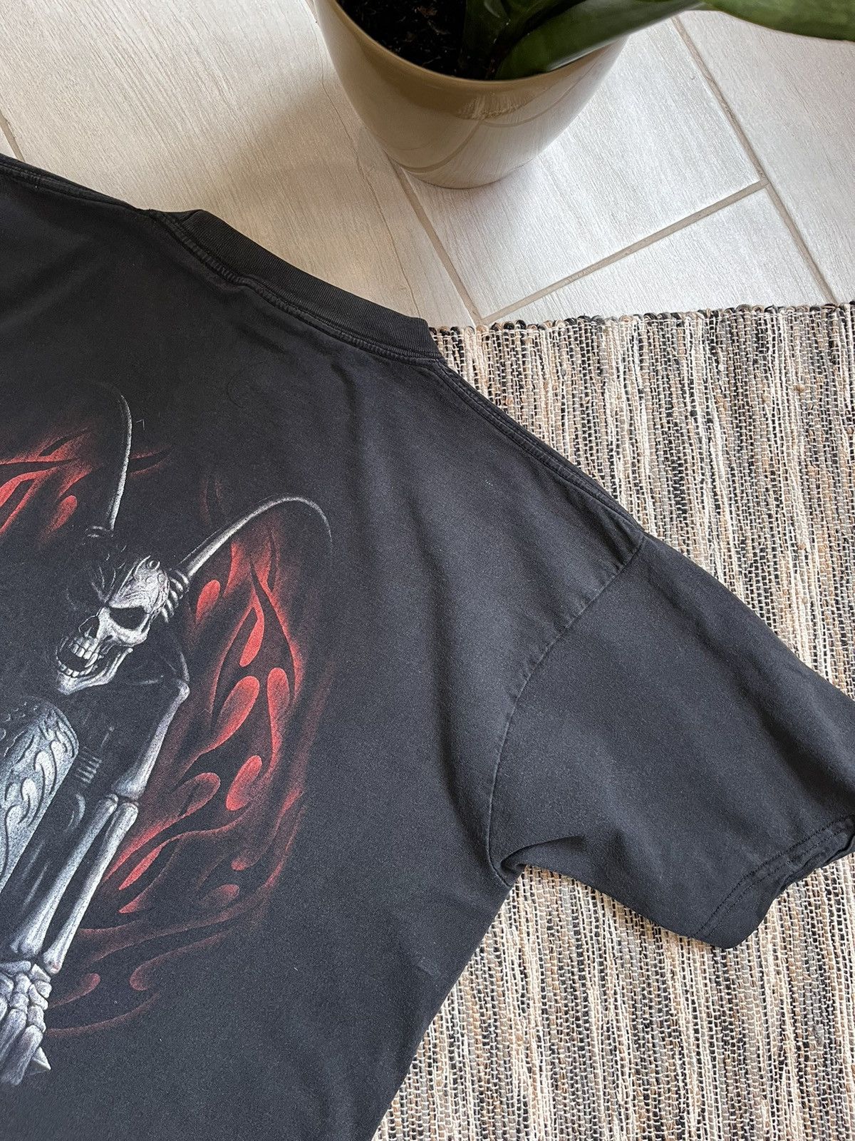 Band Tees × Vintage Spiral T-shirt Gothic rock vintage faded logo Size US L / EU 52-54 / 3 - 9 Thumbnail