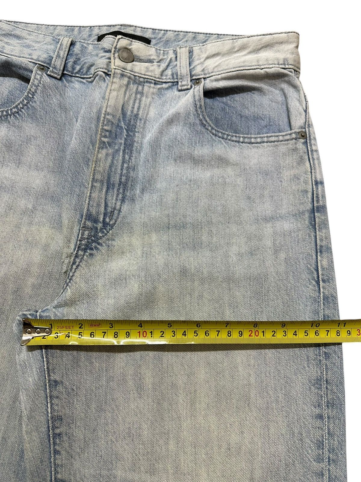 Uniqlo Vintage Japanese Uniqlo Faded Wash Style Wide Leg Baggy Jean Size US 30 / EU 46 - 15 Thumbnail