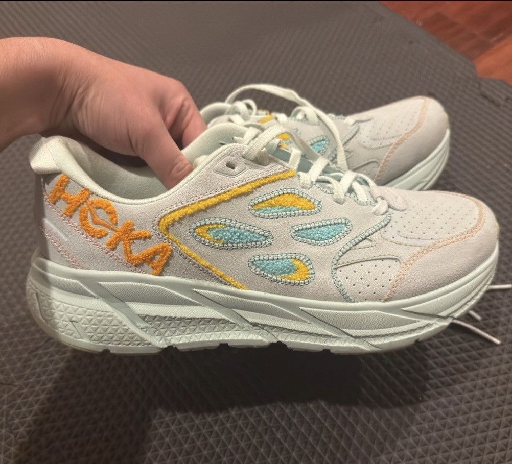 Hoka Hoka Clifton Embroidered Size US 11 / EU 44 - 3 Thumbnail