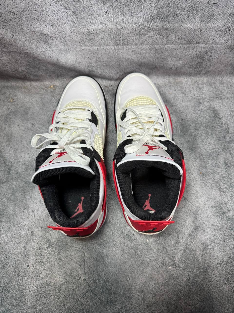 Jordan Brand Size 11 | Jordan 4 Red Cement No Box | Pre-Owned Size US 11 / EU 44 - 5 Thumbnail