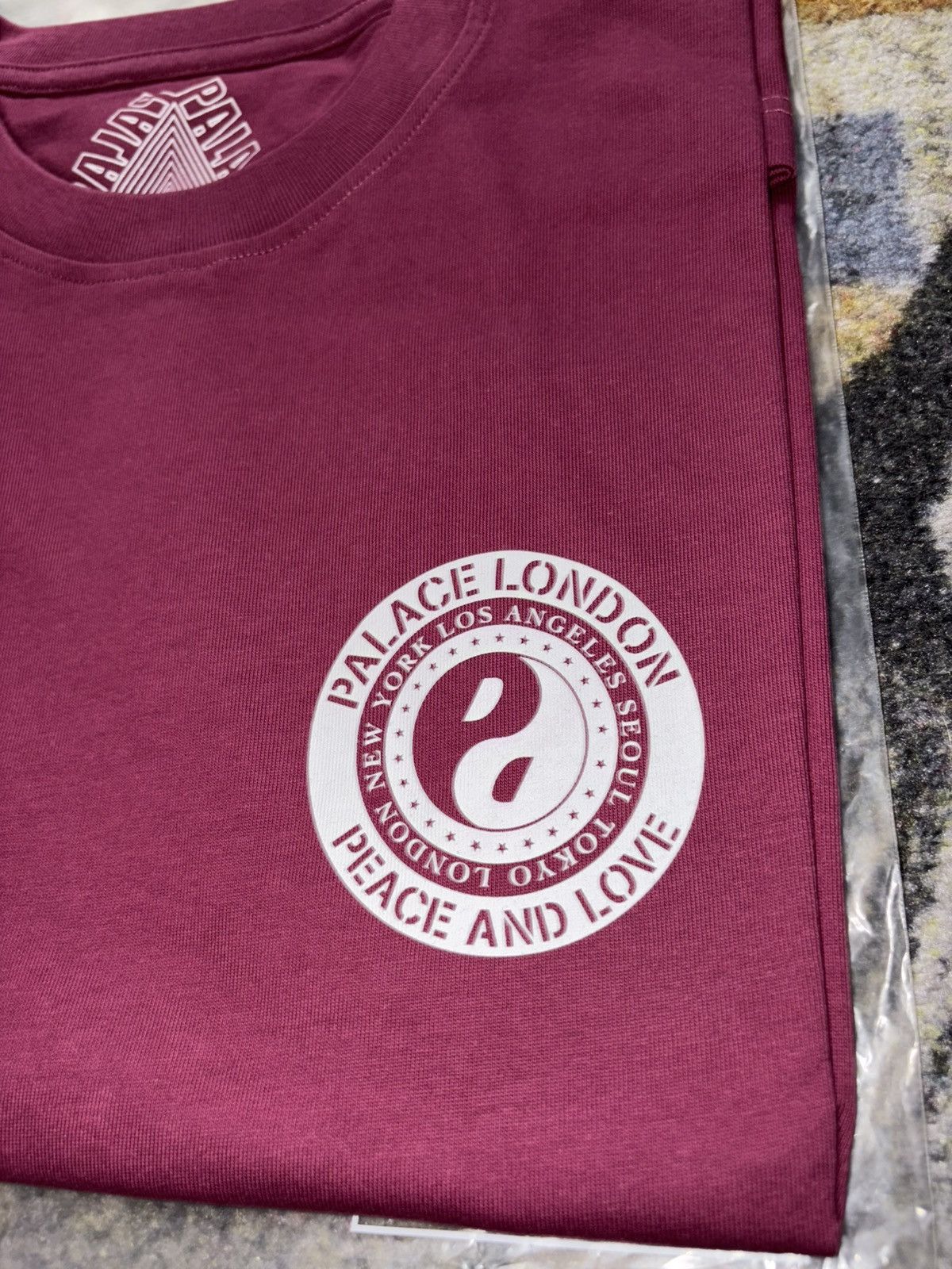 Palace Palace Nations T-Shirt Bergundy Size US M / EU 48-50 / 2 - 3 Thumbnail