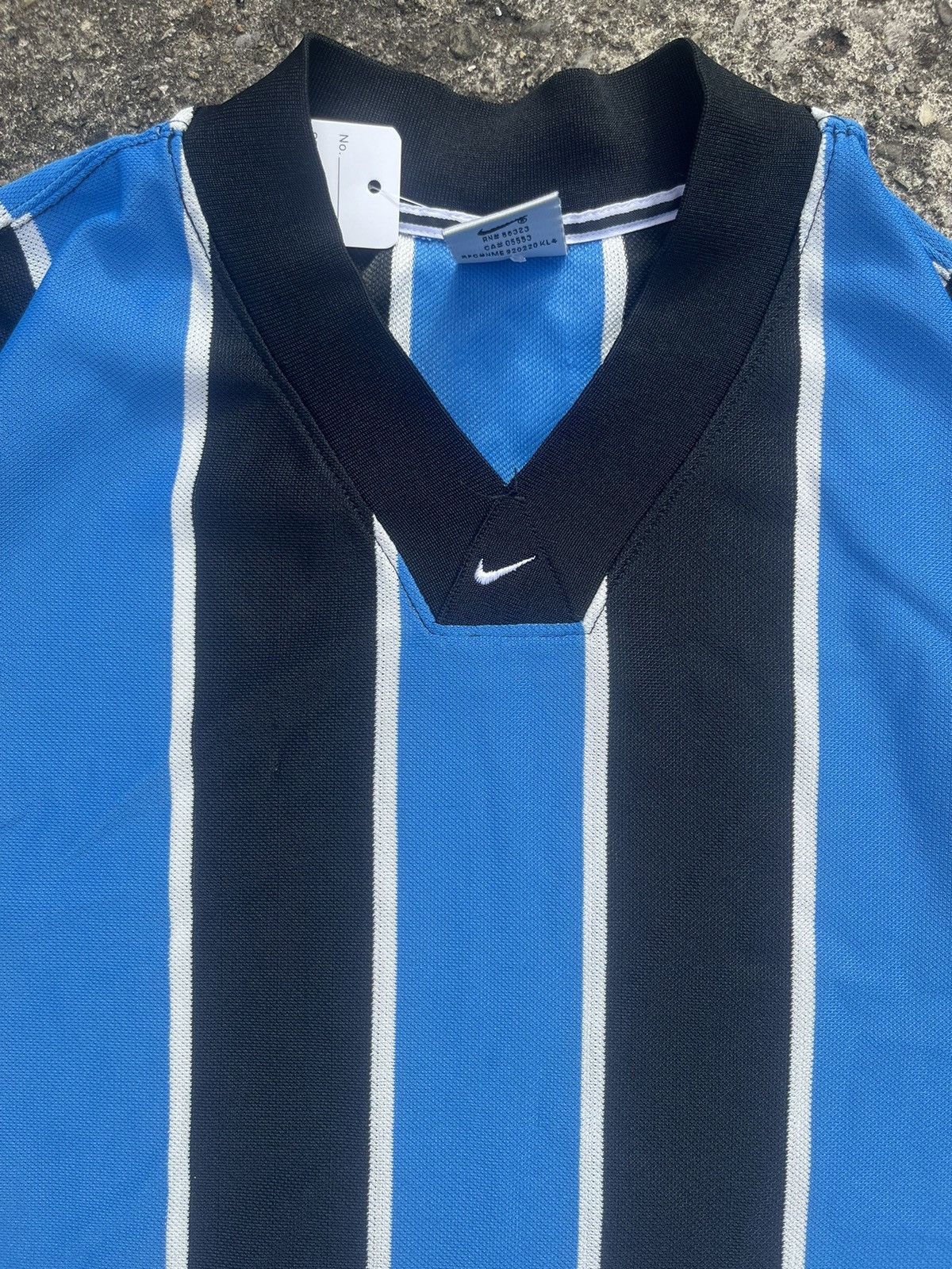 Nike × Vintage Vintage Nike Center swoosh striped soccer jersey Size US M / EU 48-50 / 2 - 5 Thumbnail