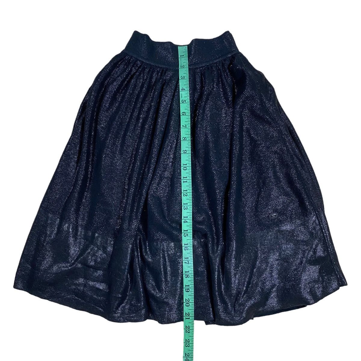 Chanel × Vintage Vintage Chanel Black Coated Skirt Size 24" / US 00 / IT 34 - 22 Thumbnail