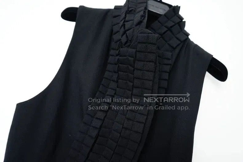 Ann Demeulemeester ann demeulemeester ruffled collar waistcoat. Size US S / EU 44-46 / 1 - 5 Thumbnail