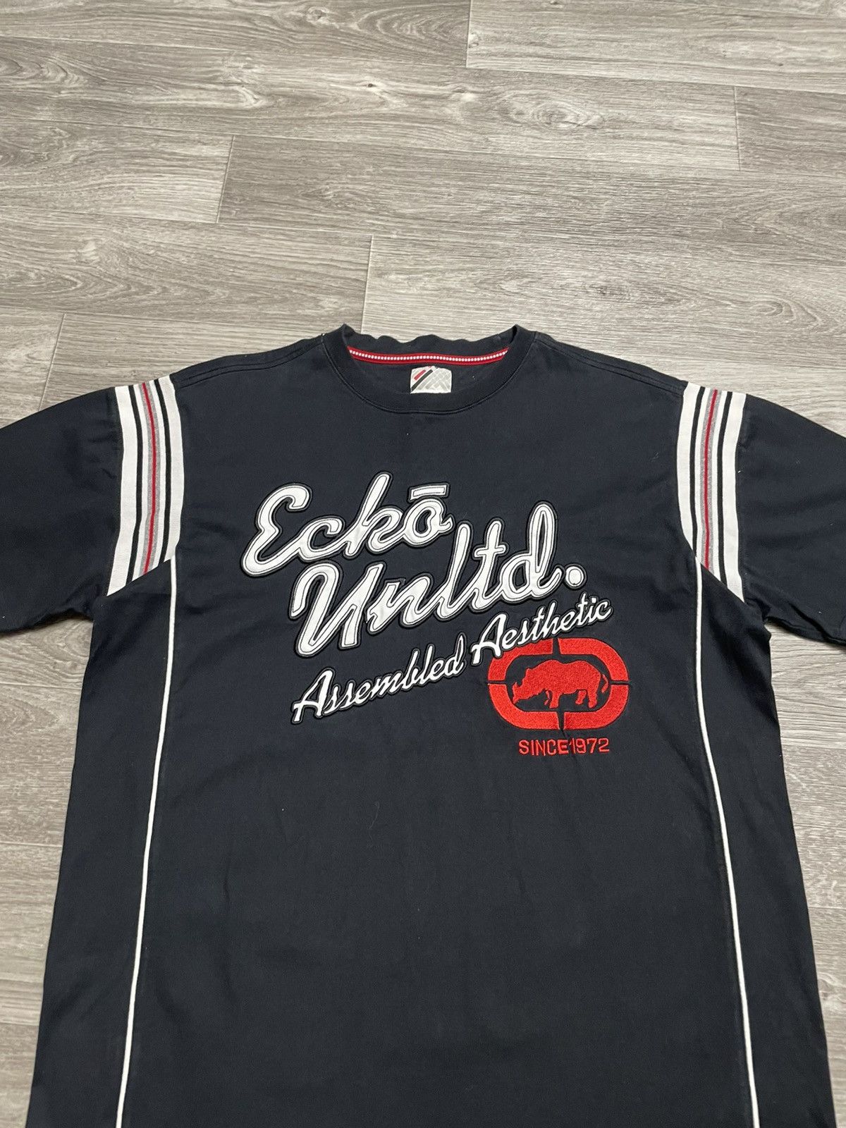 Ecko Unltd. Vintage Ecko Unltd Big Embroidered Logo Rap T-Shirt Size US L / EU 52-54 / 3 - 2 Thumbnail