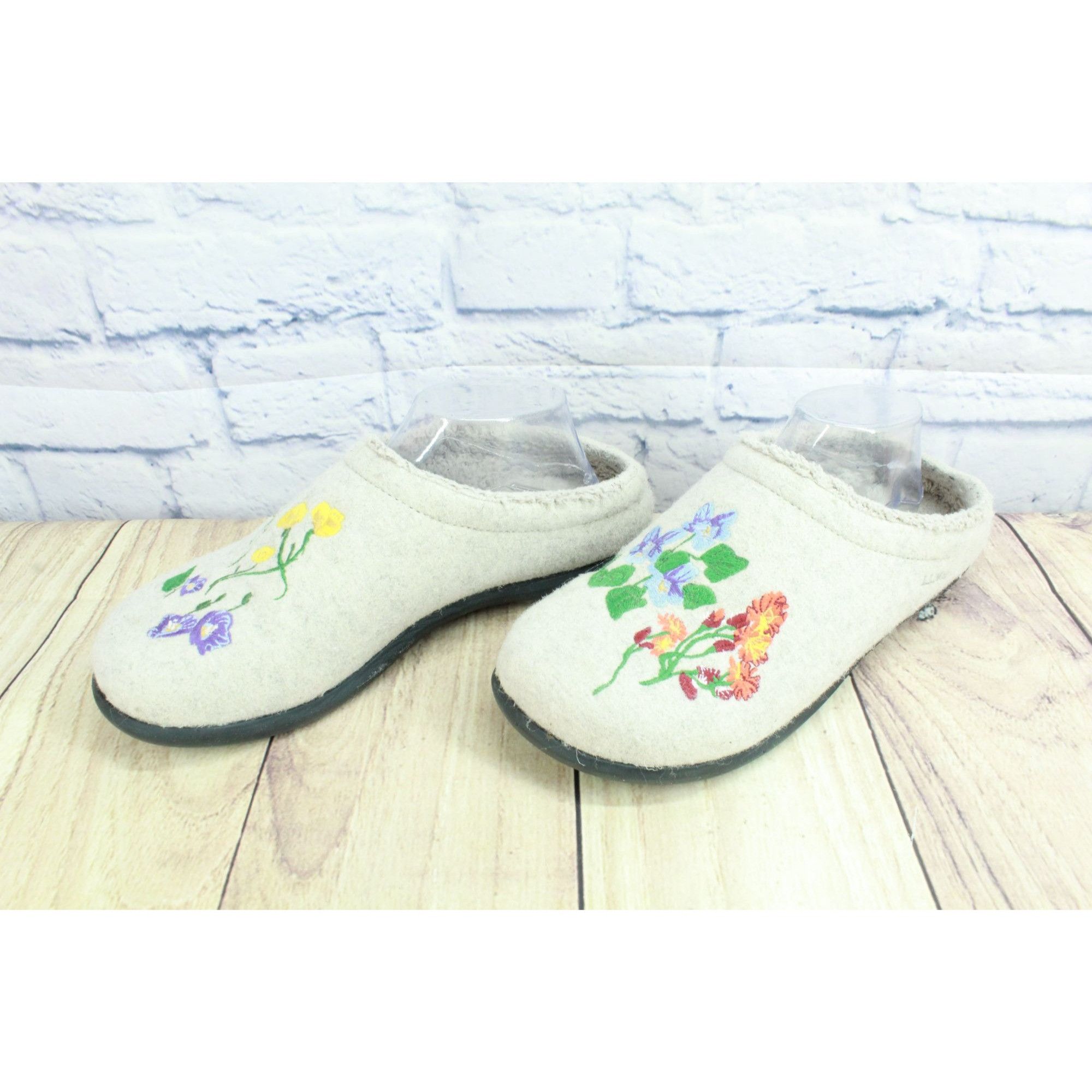 L.L. Bean LL Bean Wool Floral Motif Cozy Daybreak Slipper Scuffs Size US 11 / IT 41 - 3 Thumbnail