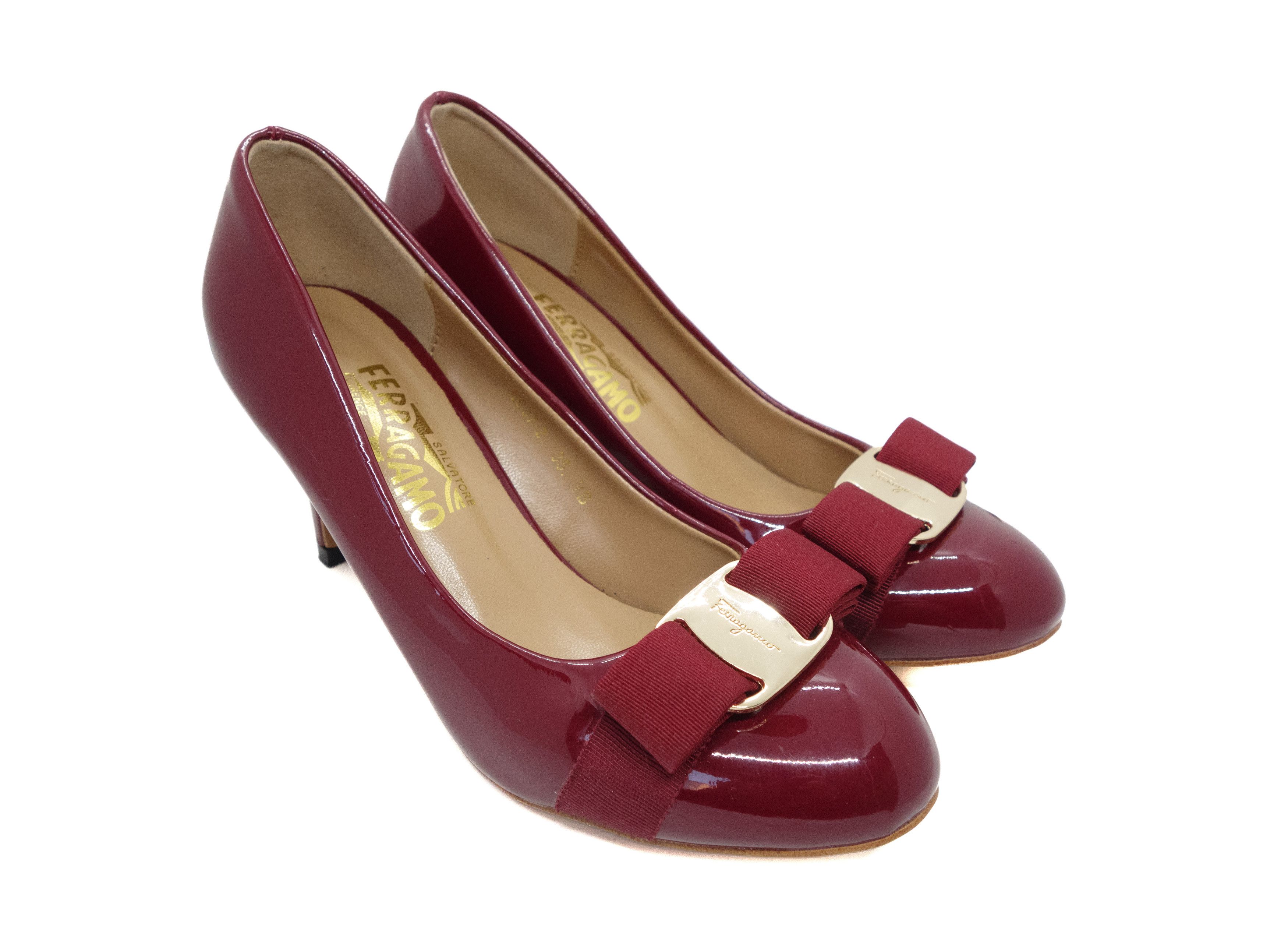 Salvatore Ferragamo 00s Carla 70 Patent Leather Vara Bow Pumps Size US 5 / IT 35 - 1 Thumbnail