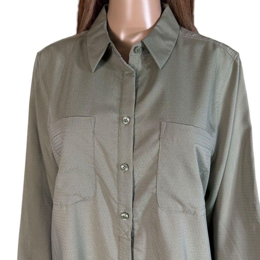 Chicos NWT New $80 Chico's Silky Soft Dobby Half-Placket Shirt Siz Size L / US 10 / IT 46 - 3 Thumbnail