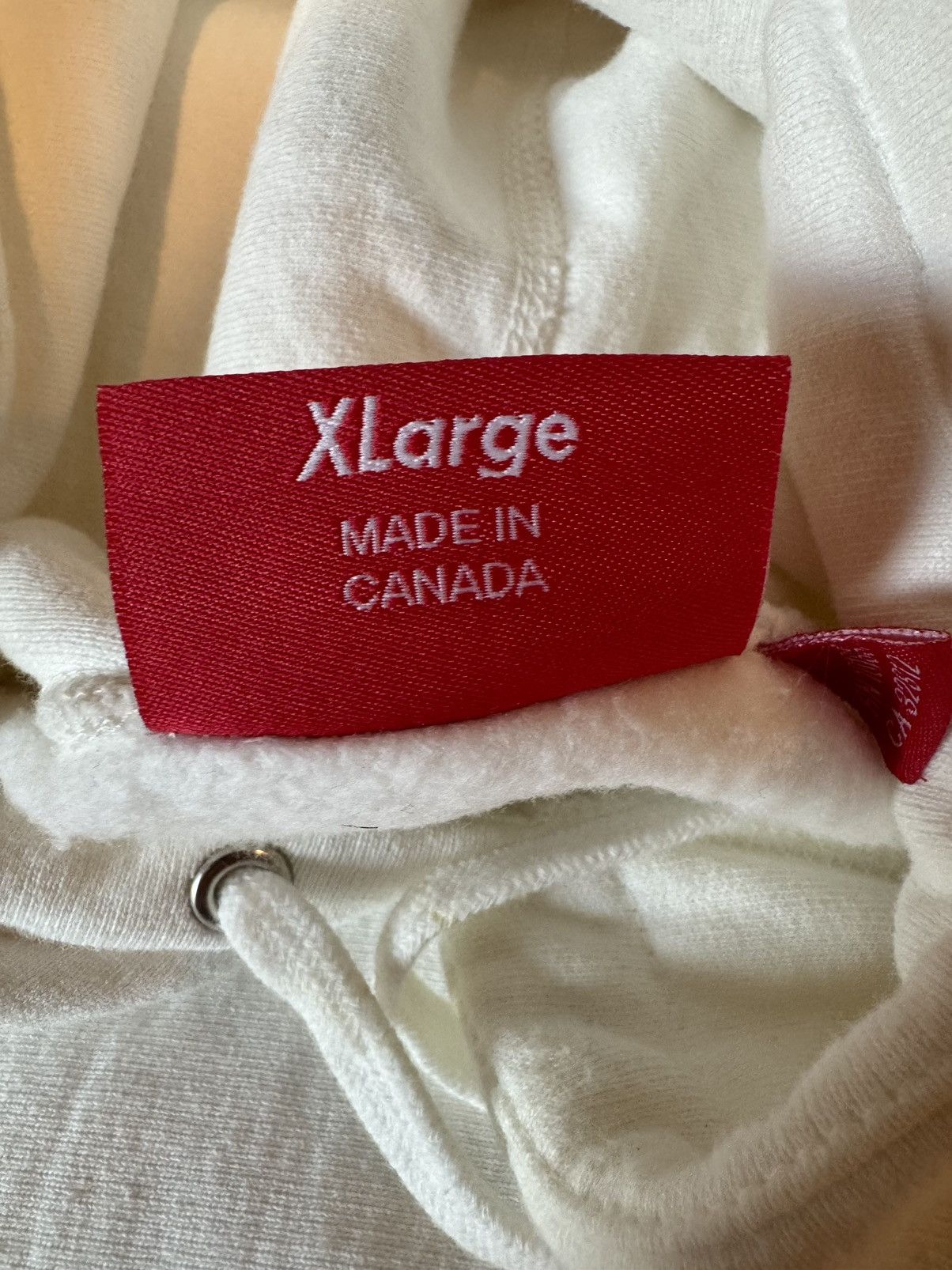 Supreme SUPREME CHENILLE ARC LOGO HOODIE WHITE SIZE XL Size US XL / EU 56 / 4 - 5 Thumbnail