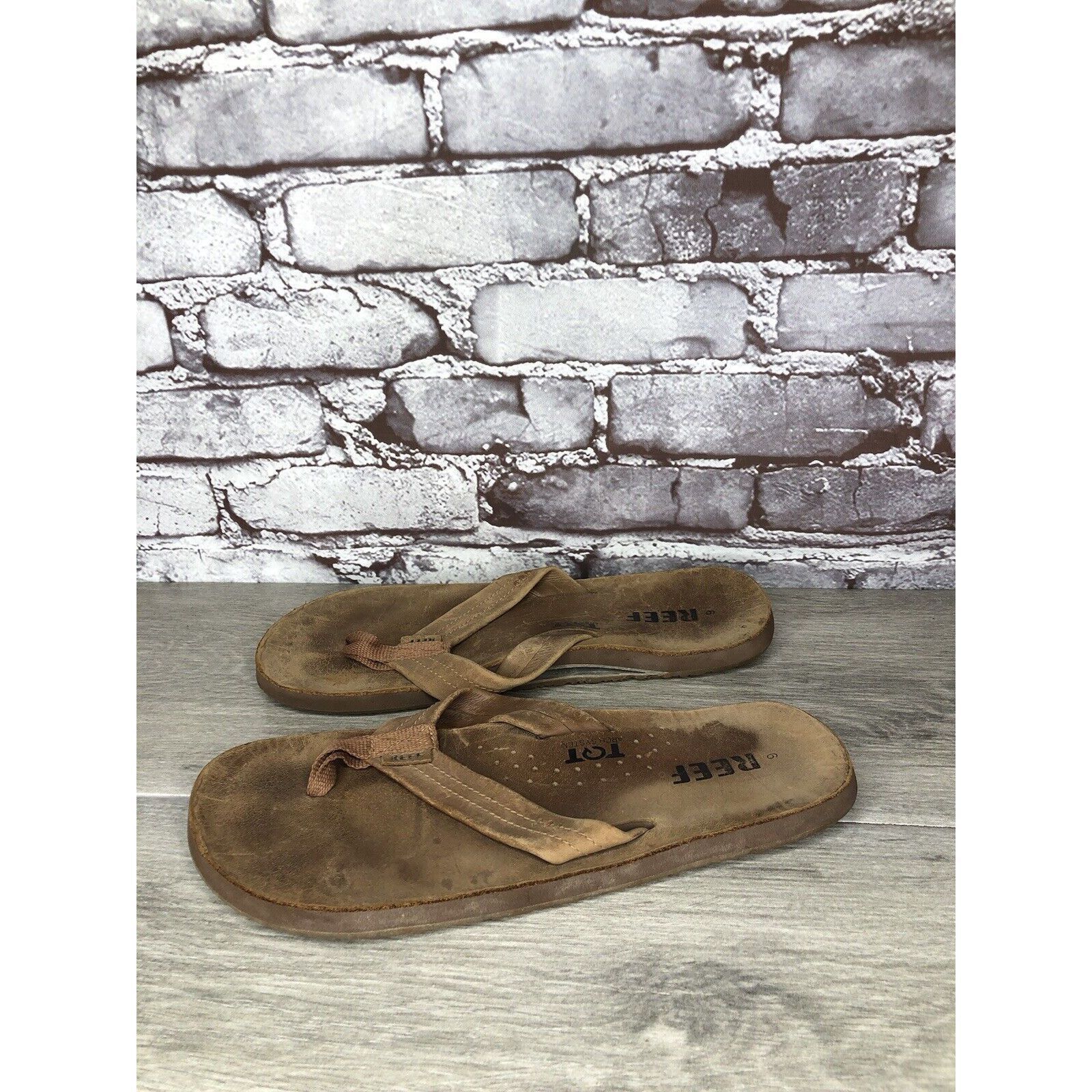 REEF Reef TQT Brown Leather Bottle Opener Beach Flip Flops Sandal Size US 9 / EU 42 - 1 Thumbnail