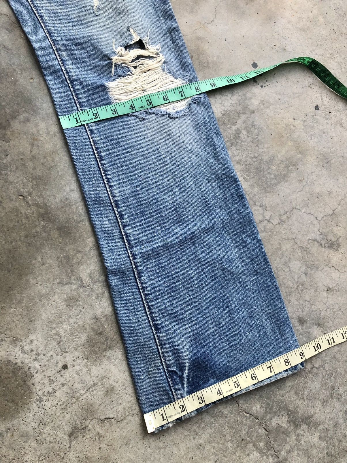 Abercrombie & Fitch BOOTCUT FLARED A&F DISTRESSED DENIM Size US 31 - 11 Thumbnail
