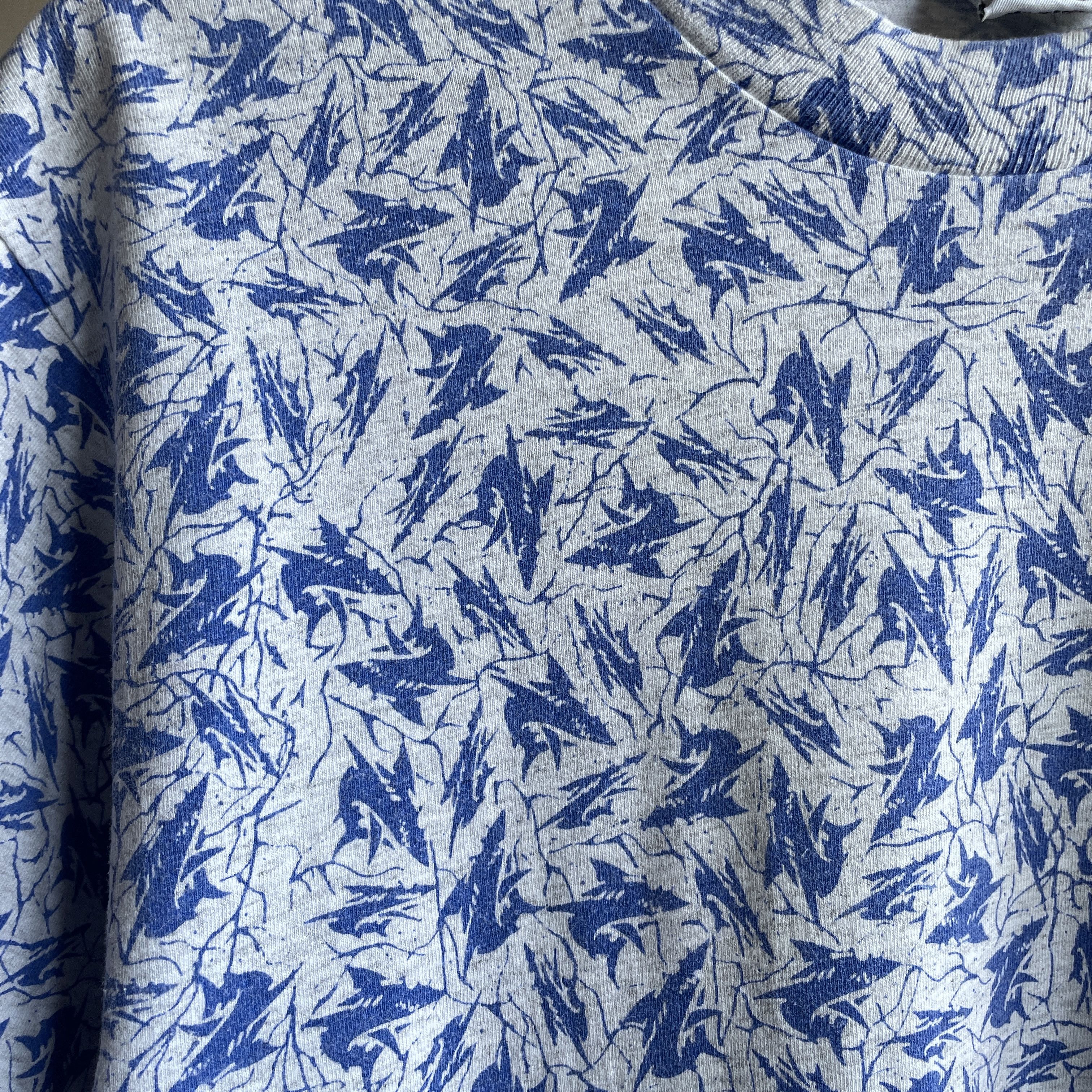 Maui and Sons × Vintage Maui Shark Pattern Vintage 90's Single Stitch T-Shirt Size L Size US L / EU 52-54 / 3 - 4 Thumbnail