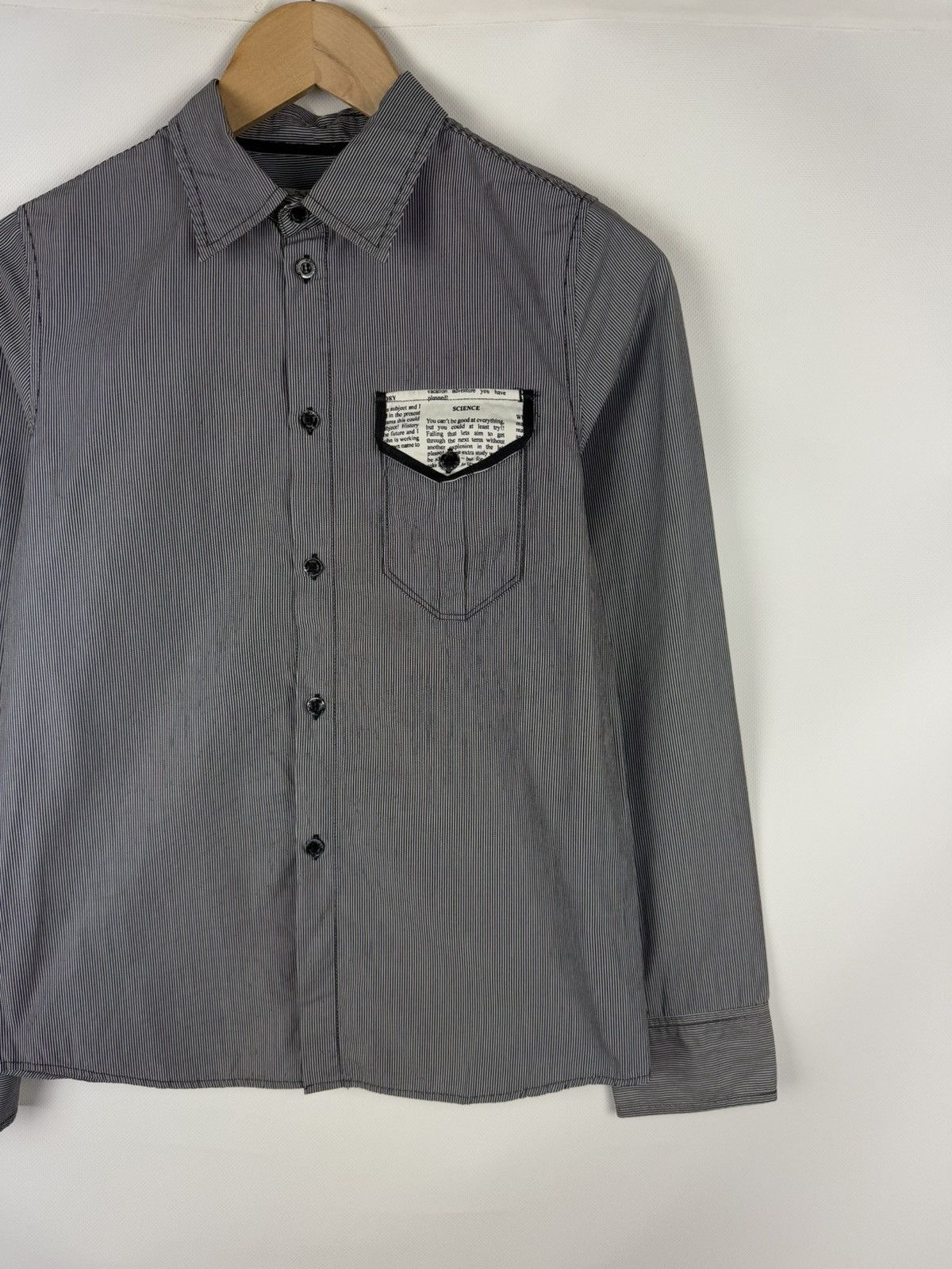 John Galliano John Galliano Long Sleeve Newspaper Print Button Up Shirt Size XS / US 0-2 / IT 36-38 - 3 Thumbnail