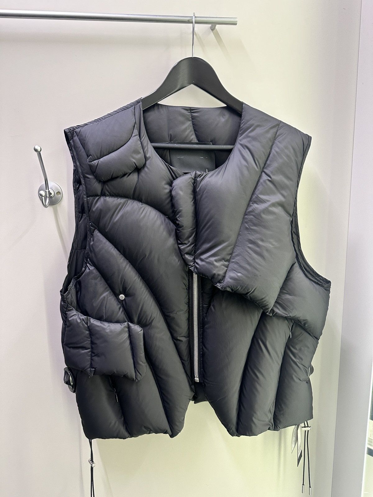 Heliot Emil Heliot Emil Down Vest Size US L / EU 52-54 / 3 - 1 Thumbnail