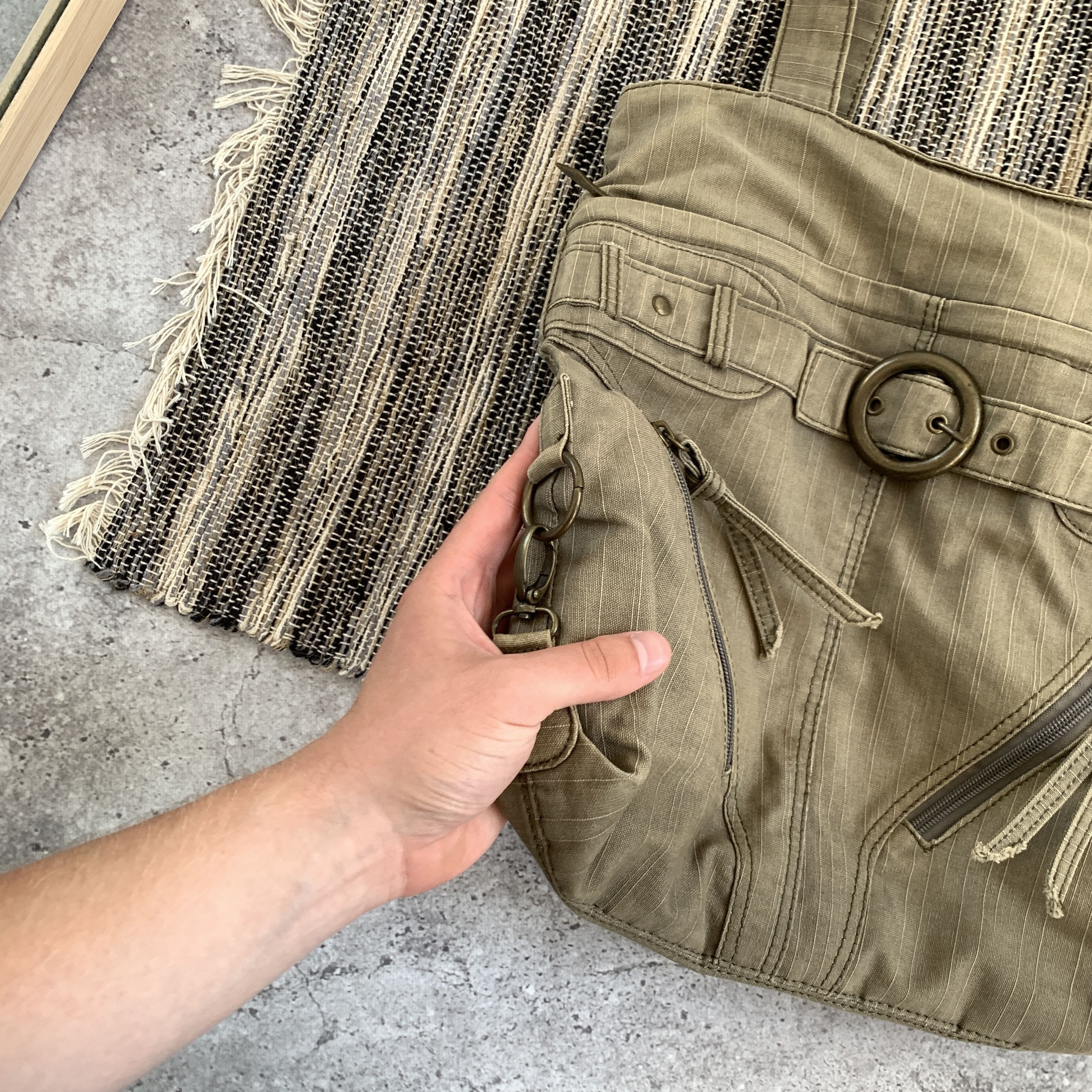 Vintage Vintage Y2K Khaki Millitary Shoulder Handle Avantgarde Bag Size ONE SIZE - 7 Thumbnail