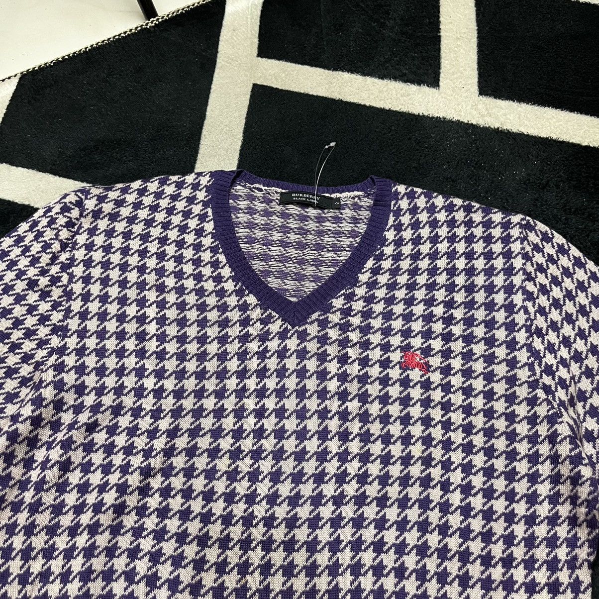 Burberry 🔥 Burberry Black Label Houndstooth V neck Knit Sweater Size US M / EU 48-50 / 2 - 3 Thumbnail