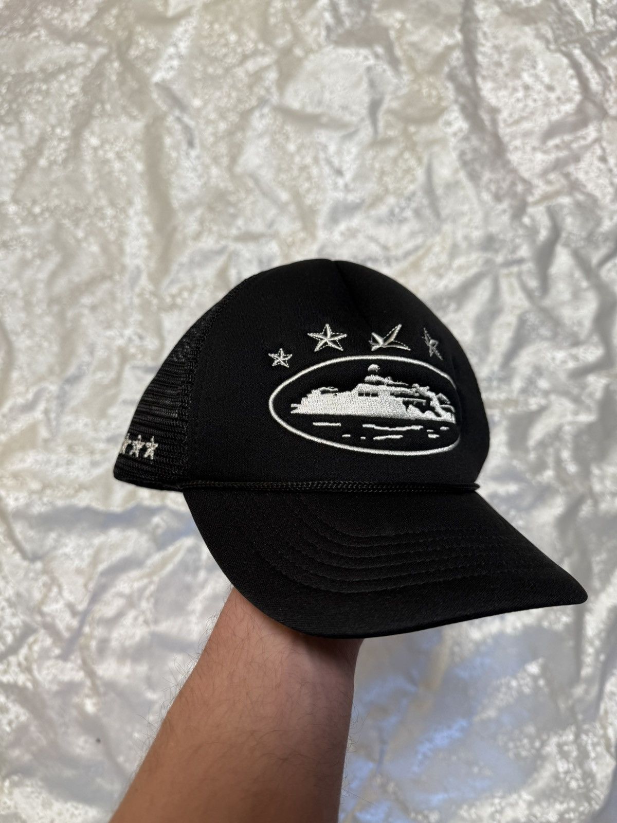 Corteiz Alcatraz Trucker Hat Black - FW22 - US
