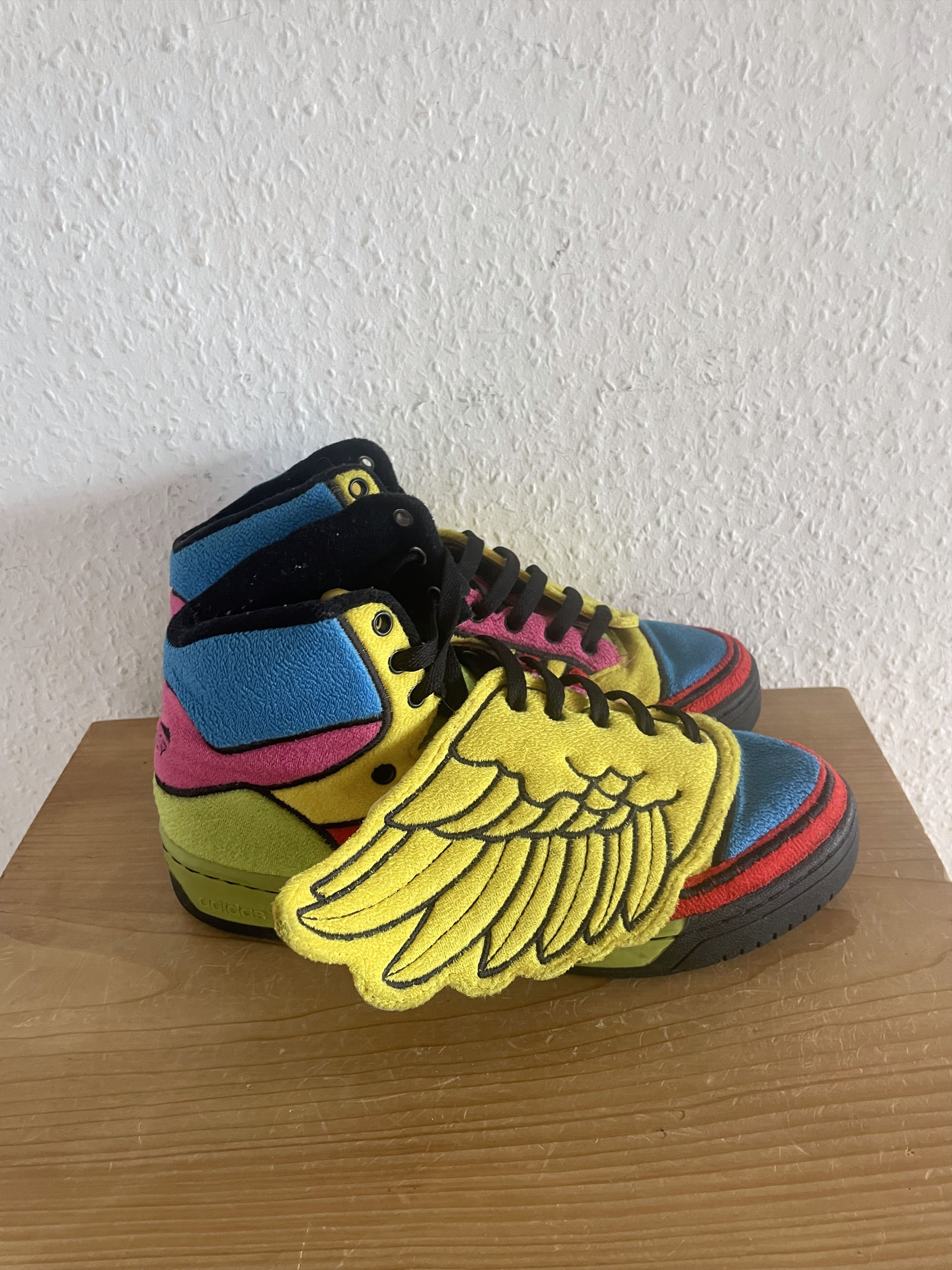 Adidas × Jeremy Scott JS Wings 1.0 Rainbow Fleece Size US 7.5 / EU 40-41 - 5 Thumbnail