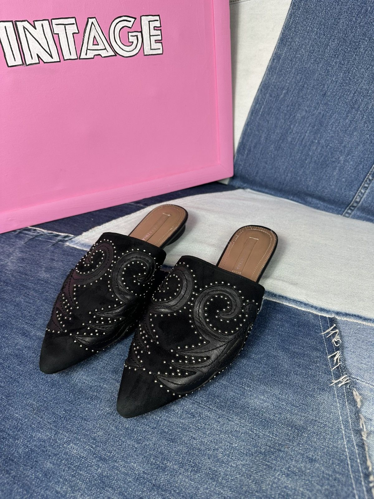Bcbgmaxazria BCBGMAXAZRIA Nola Mules Suede Leather Black Flat Size US 8.5 / IT 38.5 - 3 Thumbnail