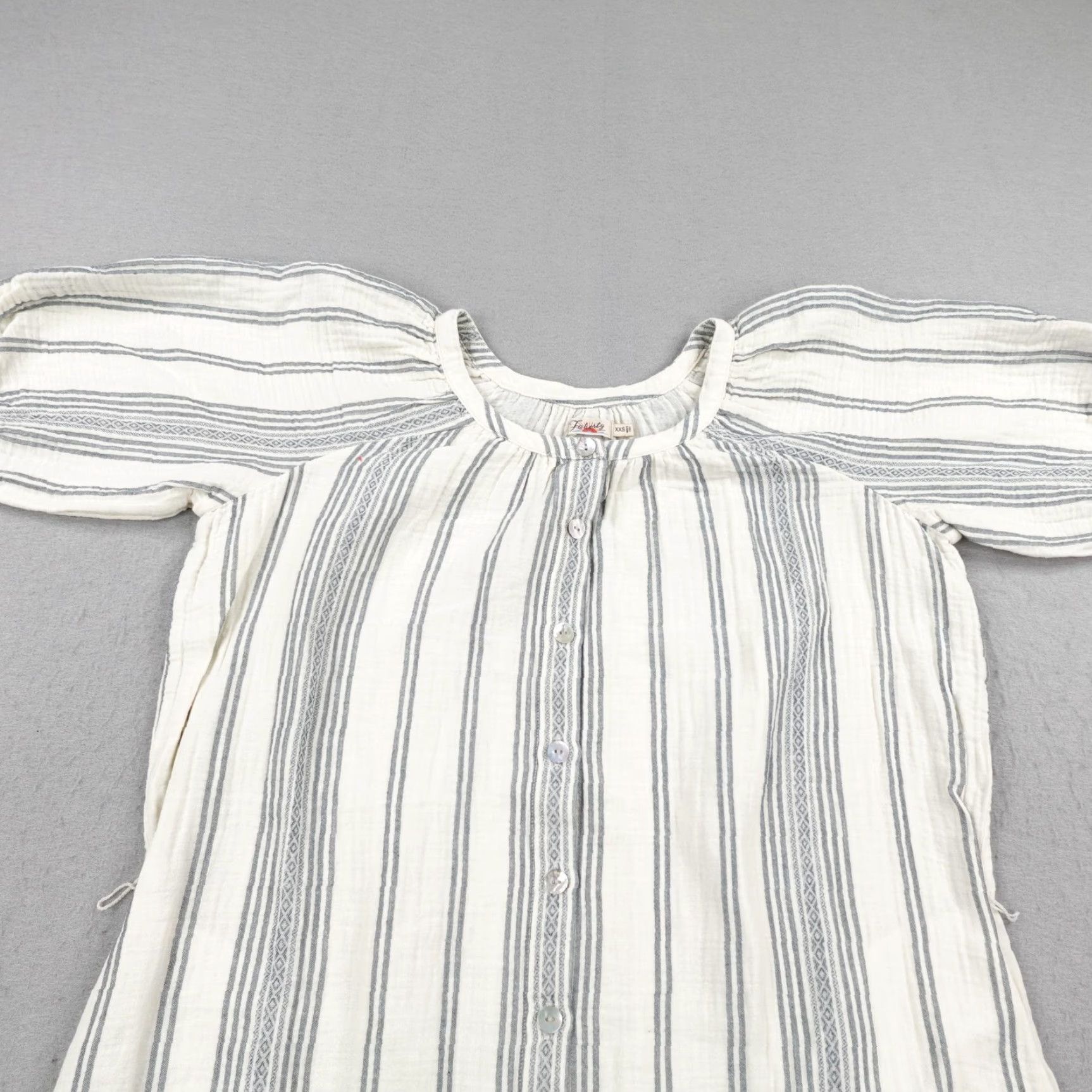 Faherty VINTAGE Faherty Dress Shirt Dress 2XS White Striped Organic Gauze Long Raglan Sleeve COTTON Boho Beach 90s? Size XXS / US 00 / IT 34 - 2 Thumbnail